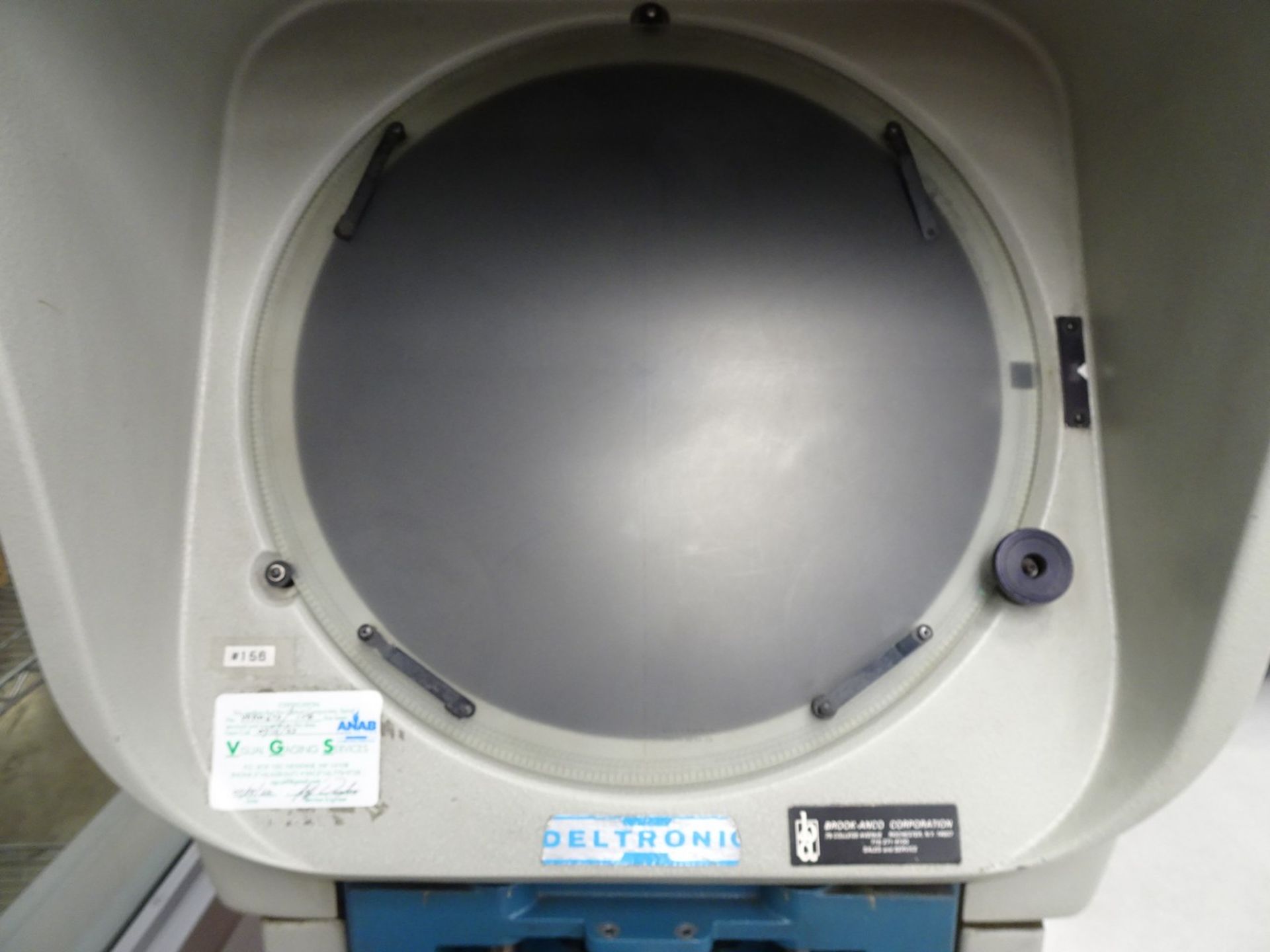 Deltronic DH14-MPC 14" Optical Comparator - Image 2 of 4