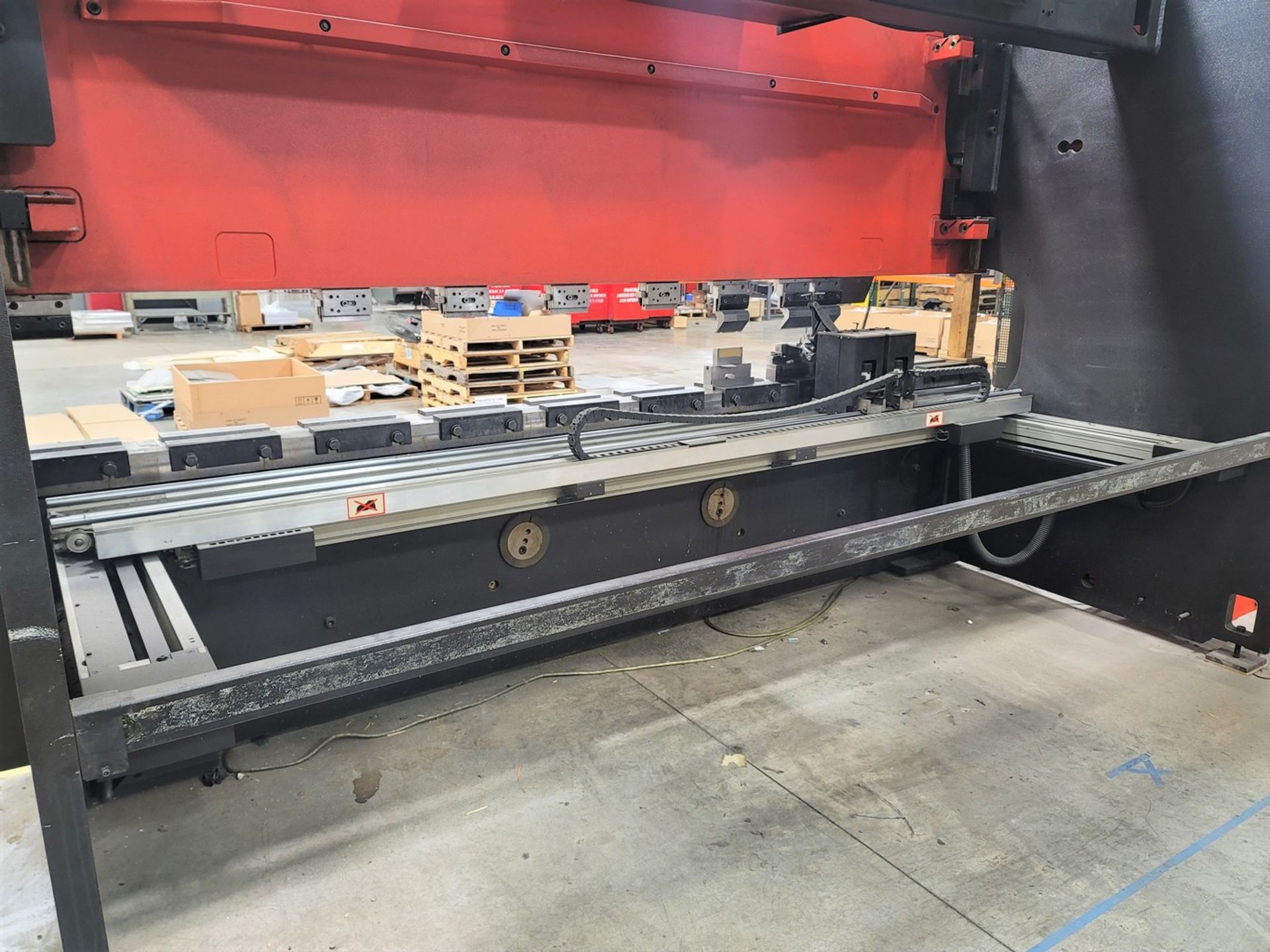 Amada HFB-170-4 8-Axis CNC Hydraulic Press Brake - Image 5 of 8