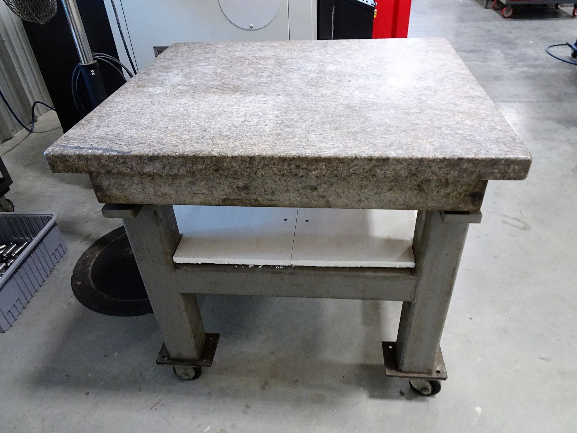 Granite Surface Plate With Mobile Table