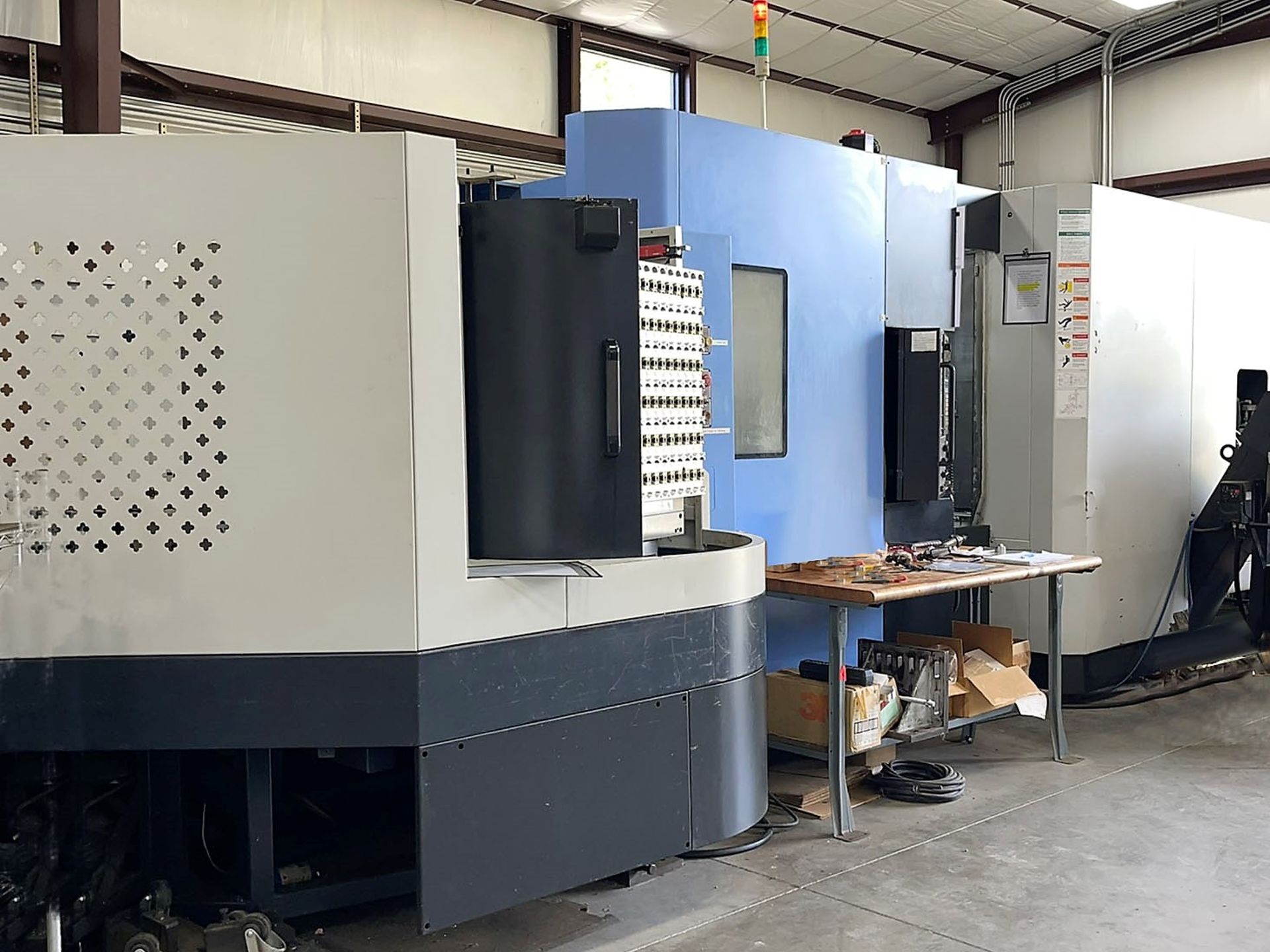 Doosan HP 5100/7APC CNC 4-Axis Horizontal Machining Center - Image 2 of 20