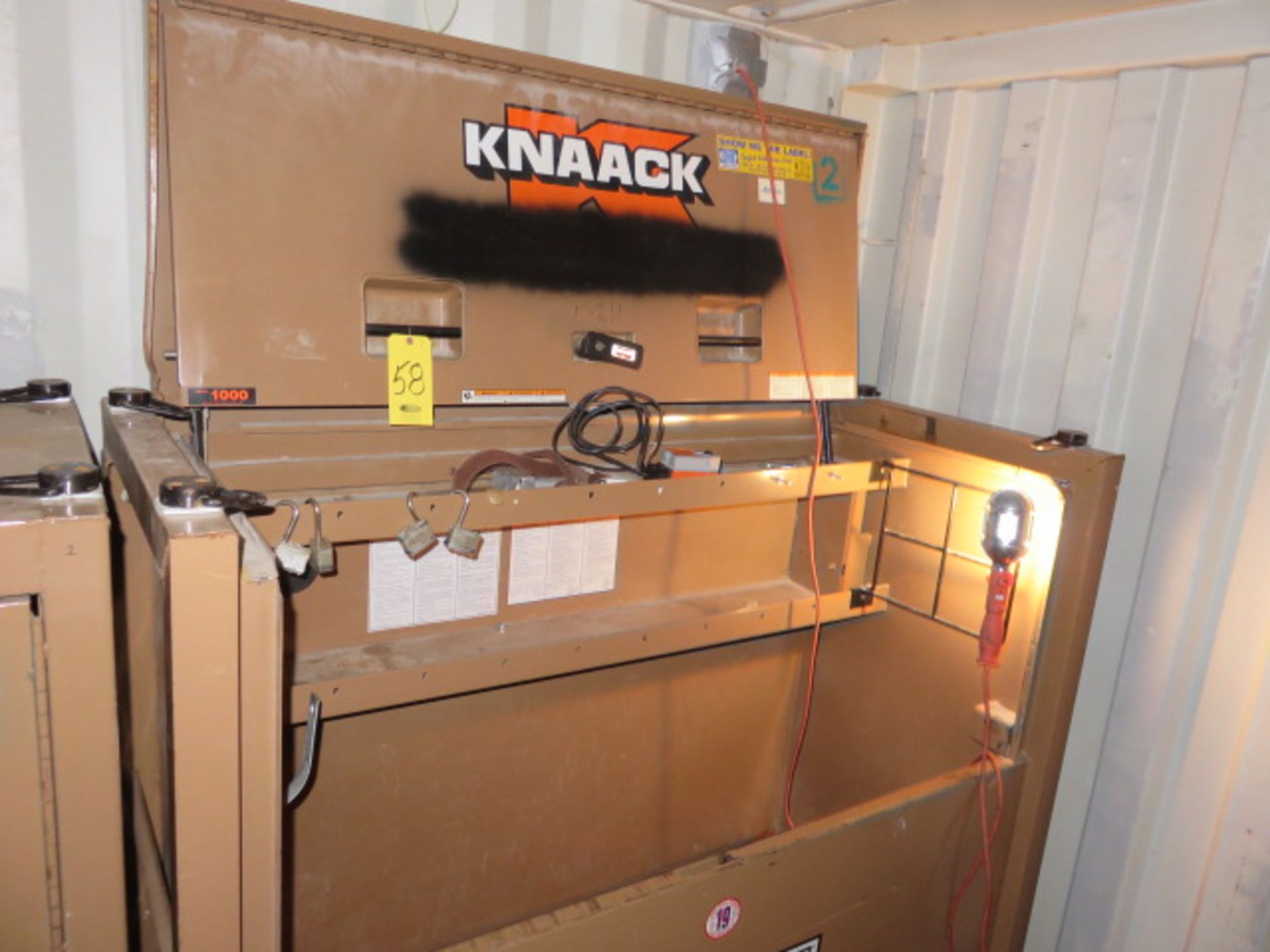 KNAACK 1000 PIANE-STYLE STORAGEMASTER BOX