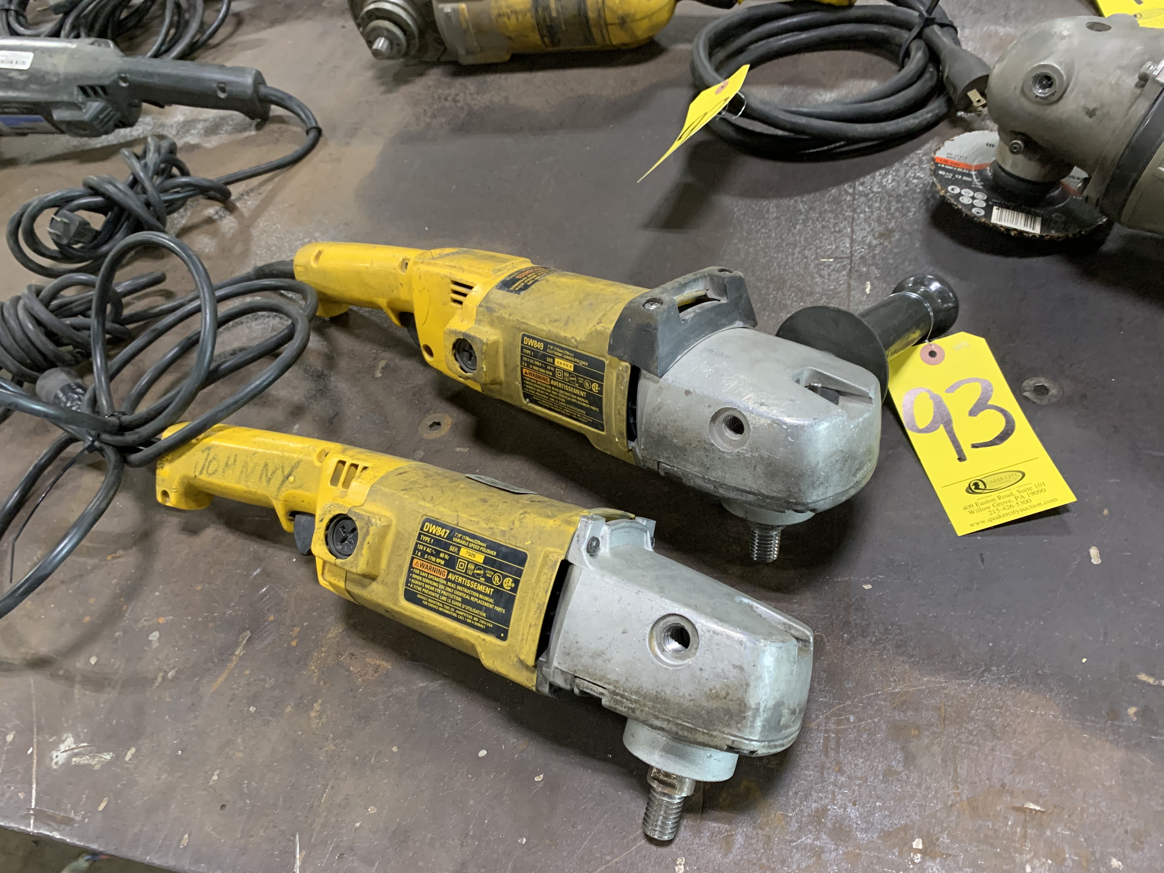 DEWALT DW849 ELECTRONIC SANDER POLISHER 