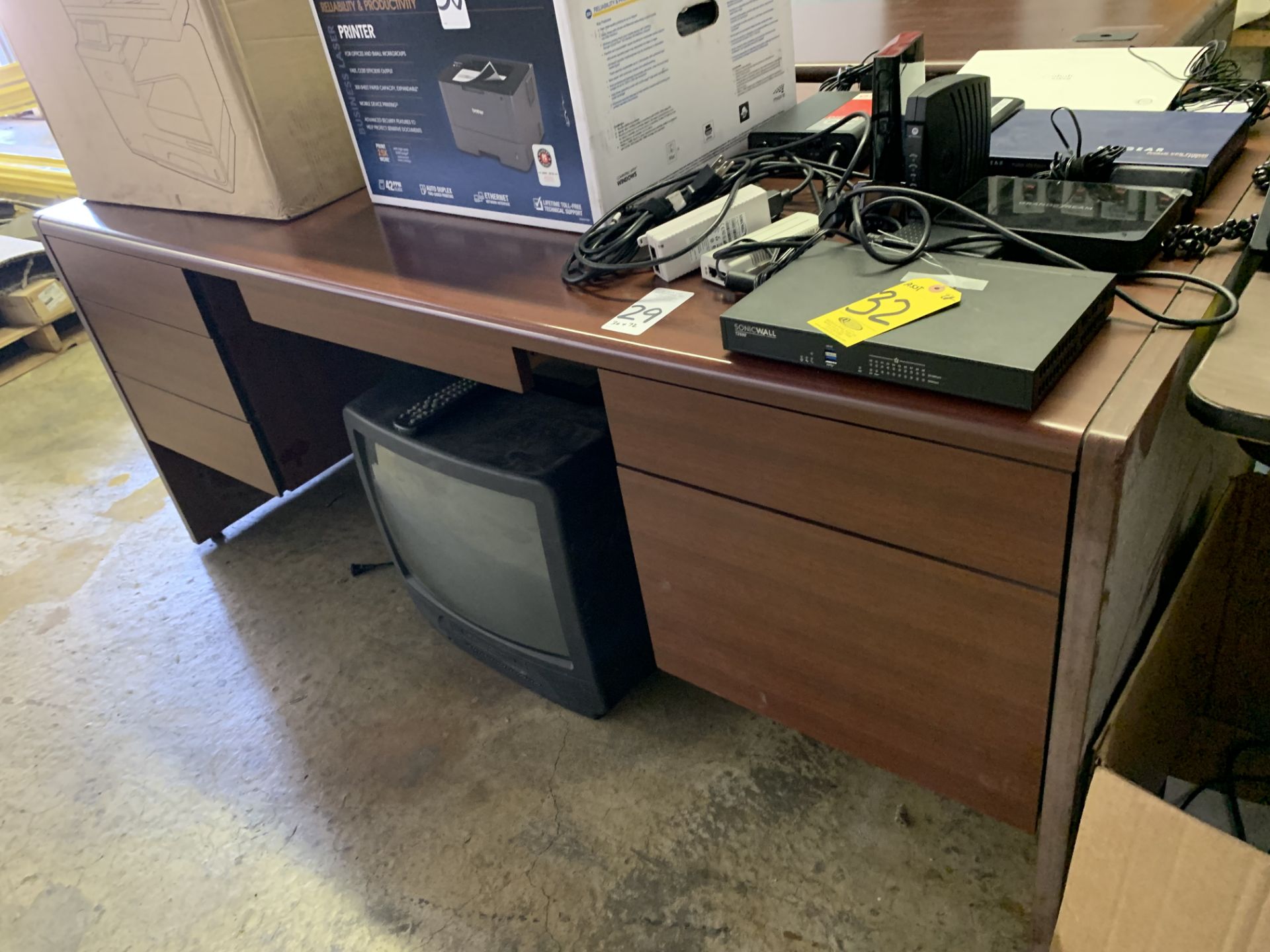 36 IN. X 72 IN. LAMINATED DOUBLE PEDESTAL DESK WITH CREDENZA - Image 3 of 3