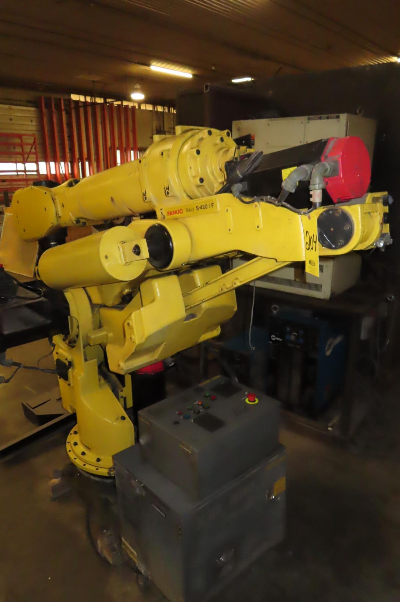 FANUC S-420IF WELDING ROBOT WITH SYSTEM R-J2 CONTROL AND PENDANT