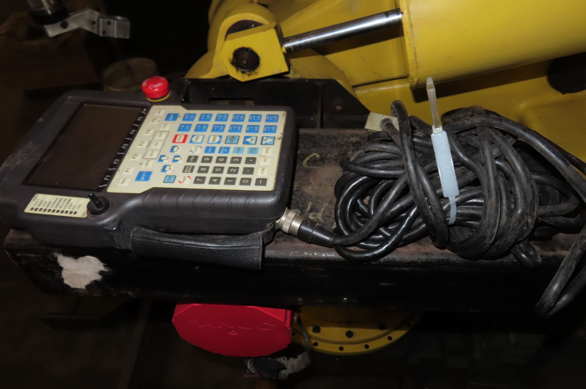 FANUC S-420IF WELDING ROBOT WITH SYSTEM R-J2 CONTROL AND PENDANT - Image 8 of 11