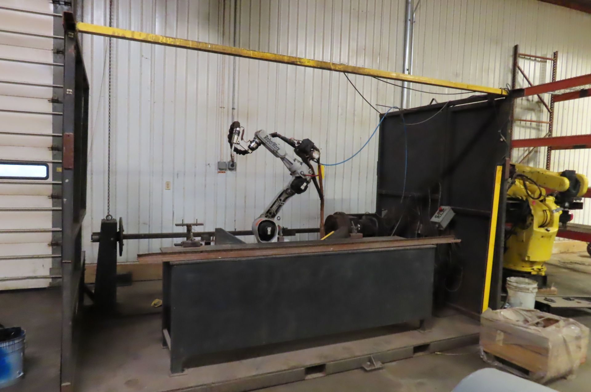 MILLER ROBOTWORX WELDING ROBOT WITH A 3-JAW WELDING POSITIONER,… - Image 17 of 18
