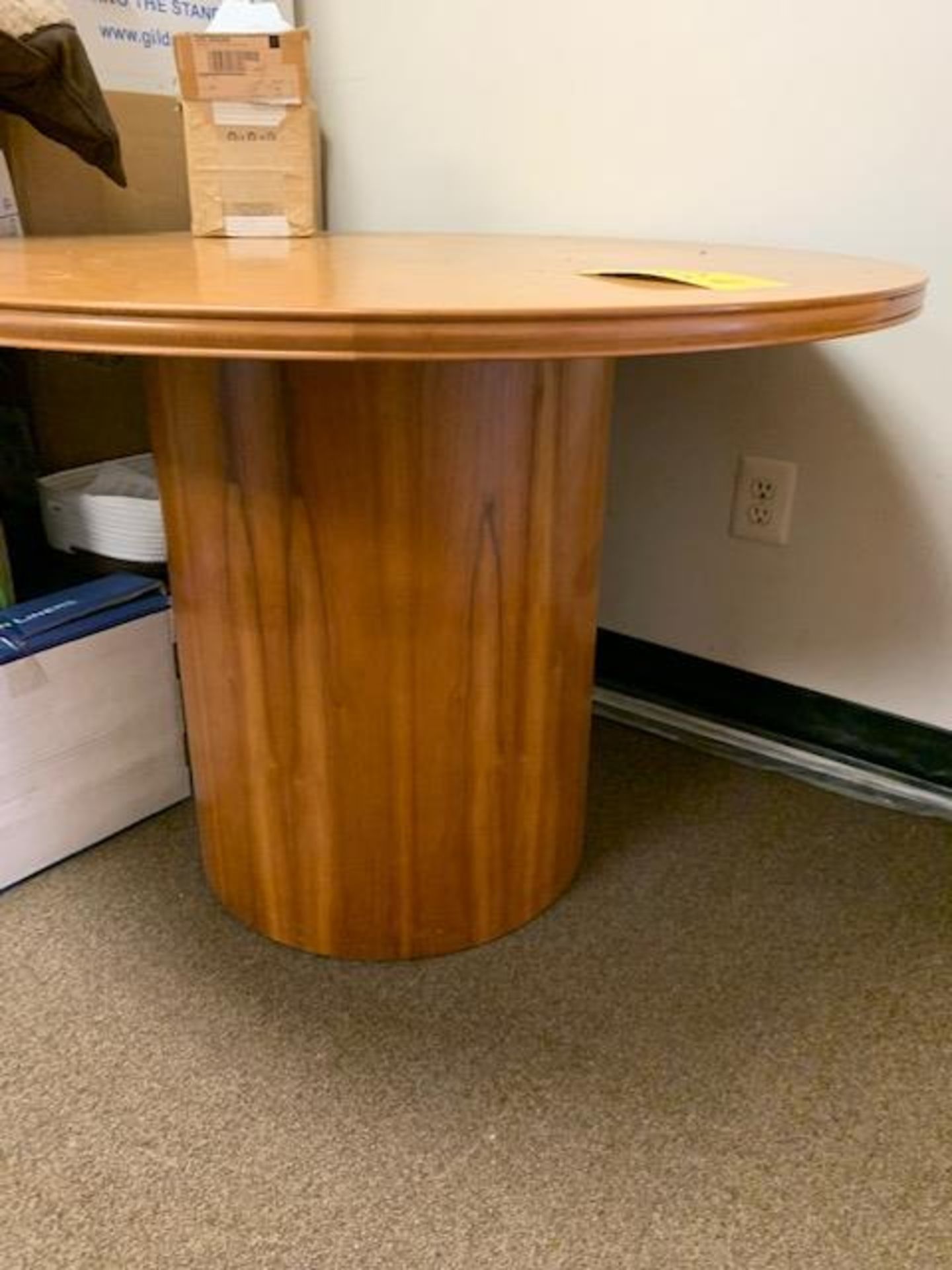 42 INCH MAPLE ROUND TABLE WITH DRUM BASE - Image 2 of 2