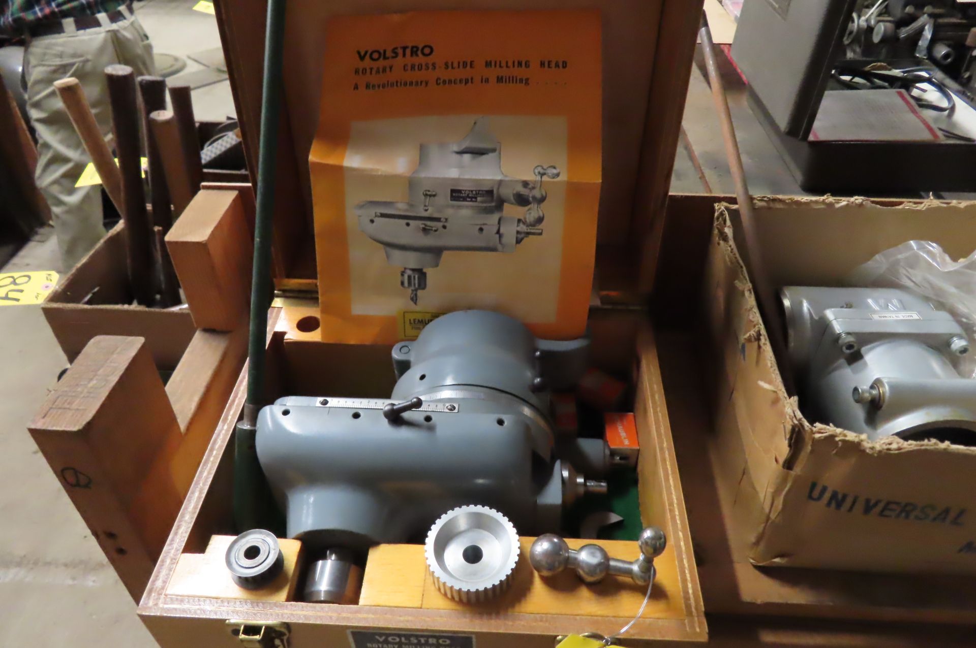 VOLSTRO ROTARY CROSS-SLIDE MILLING HEAD (LIKE NEW)