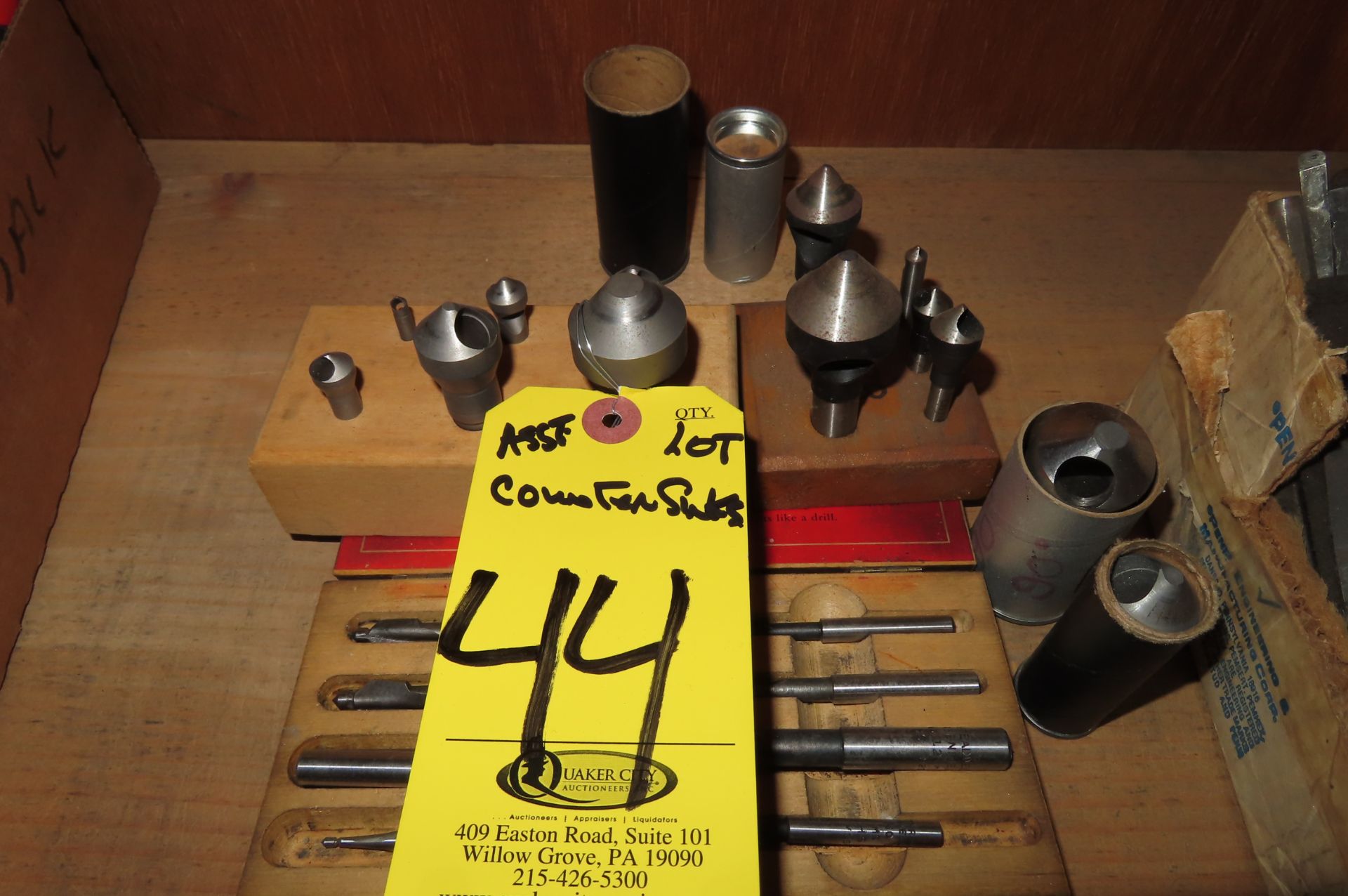 ASSORTED COUNTERSINKS, BORES AND DEBURRING TOOLS
