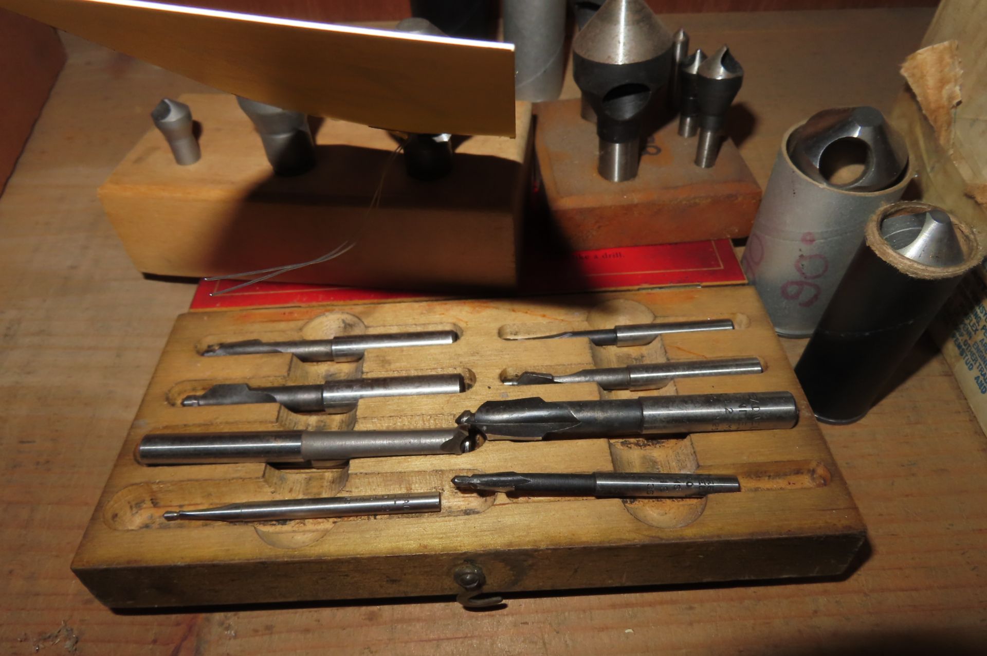 ASSORTED COUNTERSINKS, BORES AND DEBURRING TOOLS - Image 2 of 2