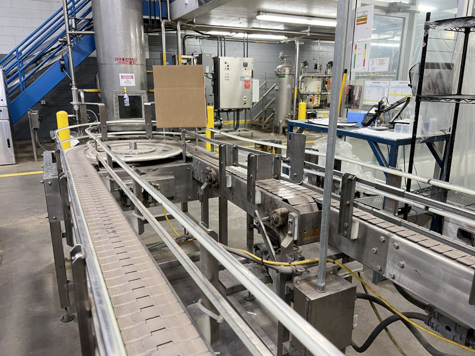 Bottle Transfer Conveyor - Image 4 of 8