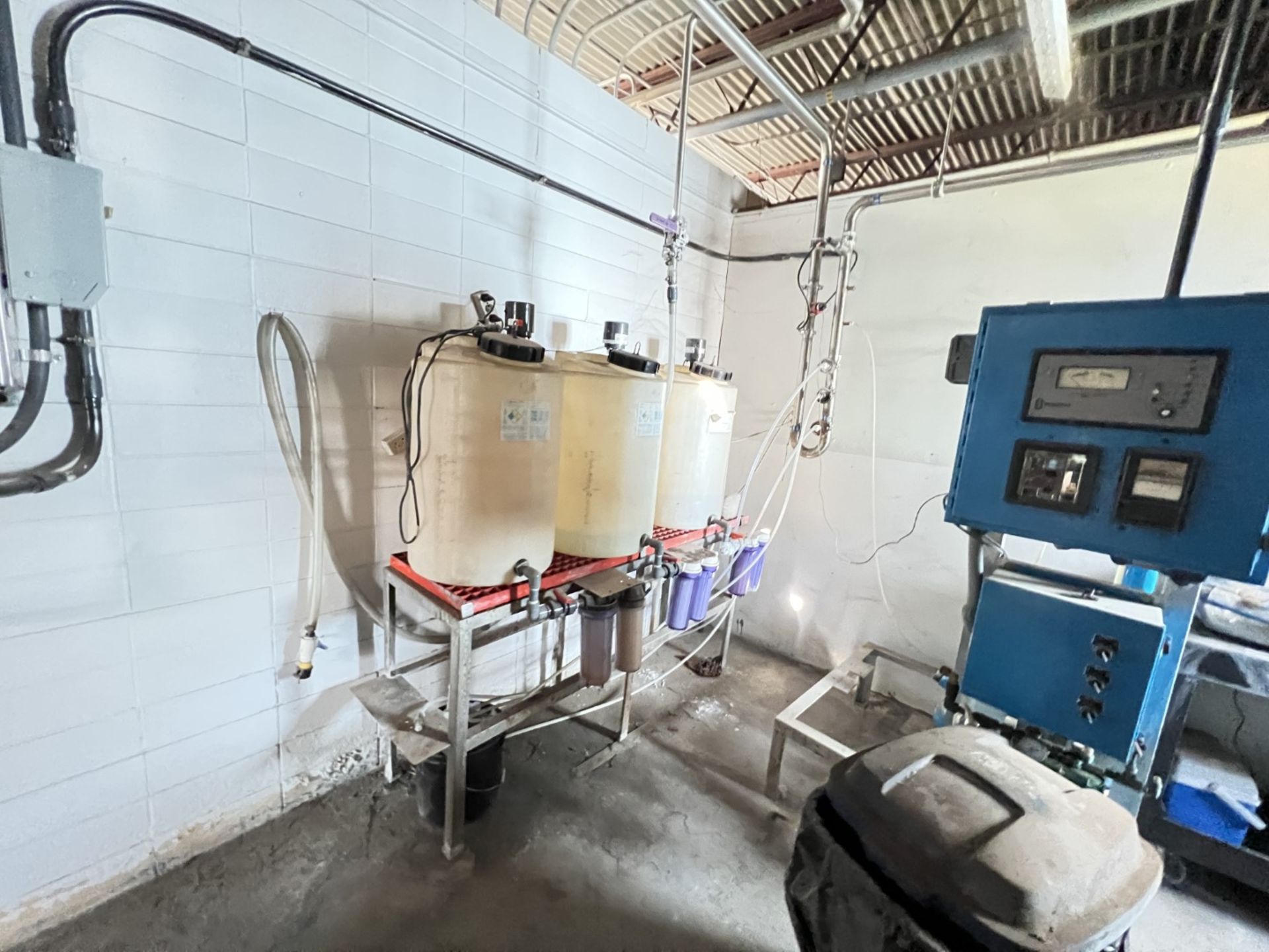 Tanks, Softeners & Treatment Vessels - Image 6 of 6