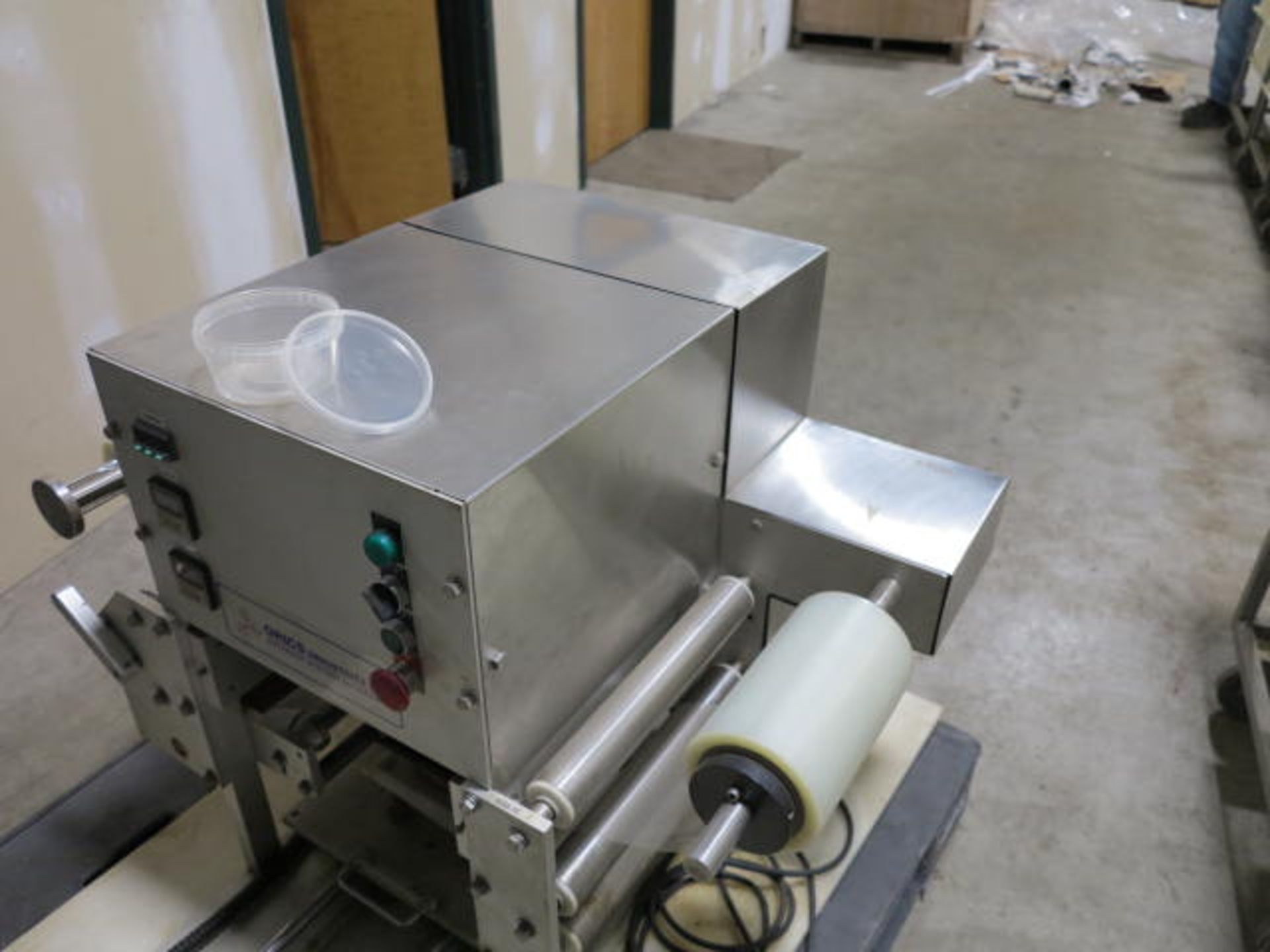 Orics M10 Manual Tray and Cup Sealing Machine - Image 4 of 9