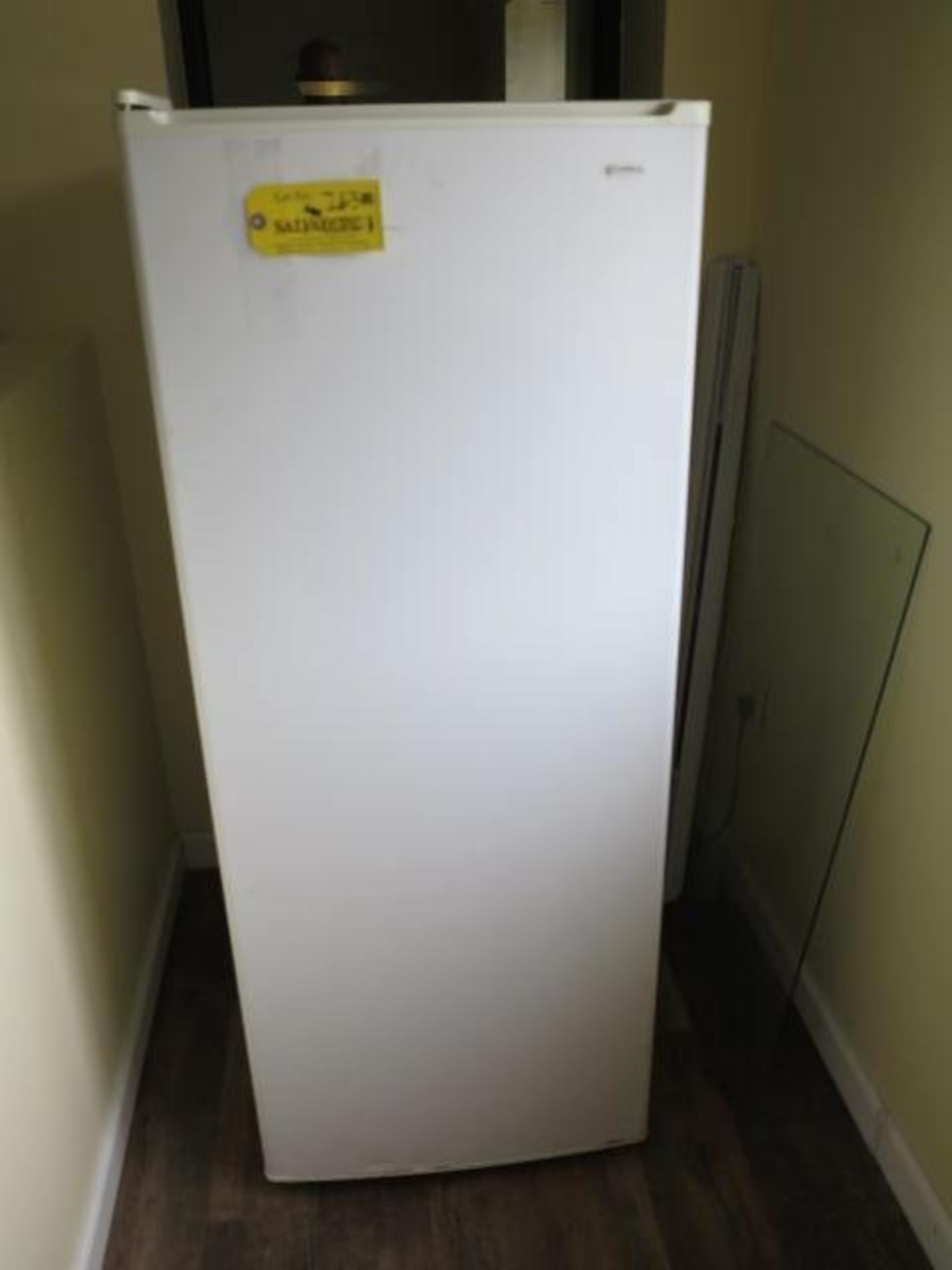 Kenmore Compact Refrigerator