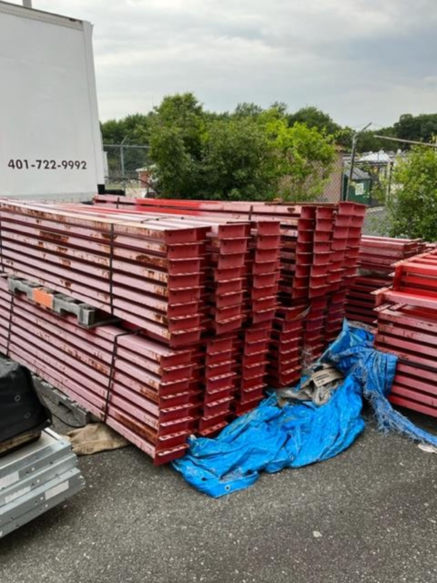 Warehouse Bolt On Pallet Racking (20) 42" x 20' Uprights, appx 450 8' cross beams - Image 3 of 5