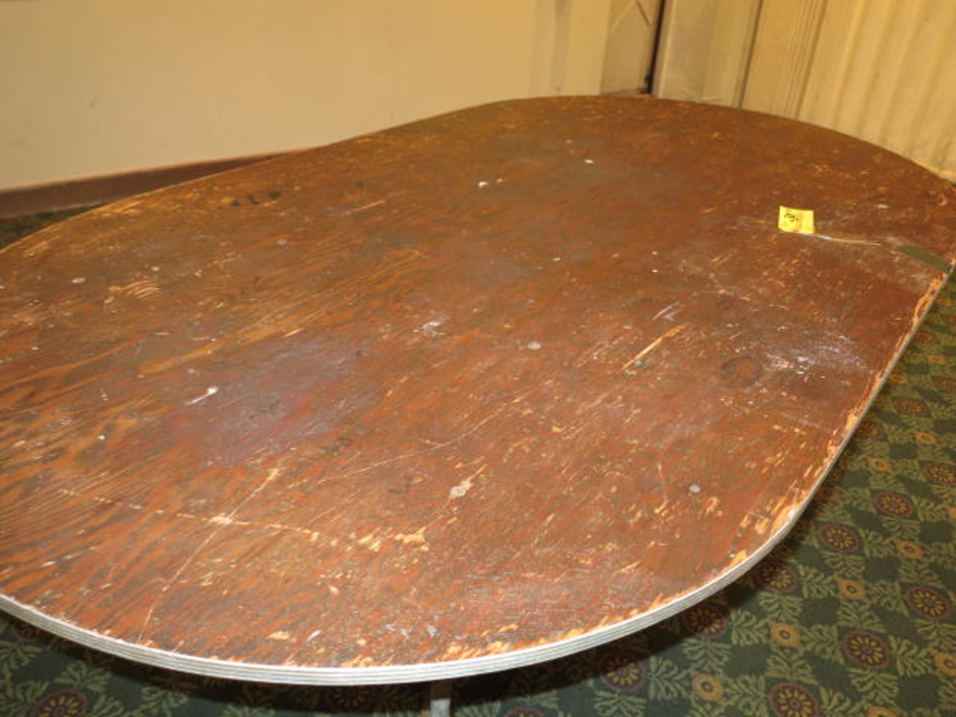 4' x 7' Oval Folding Table