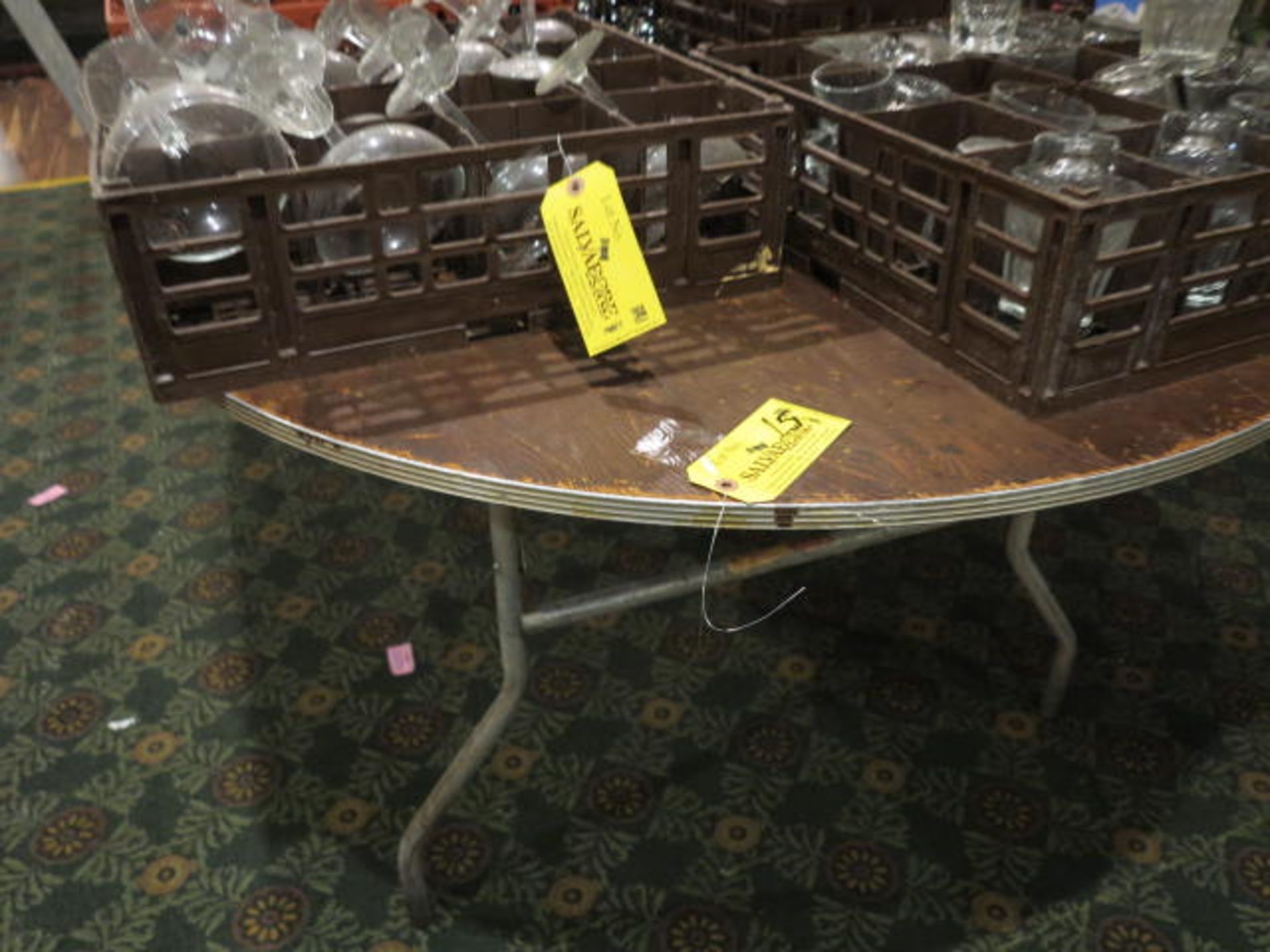 4' x 7' Oval Folding Table