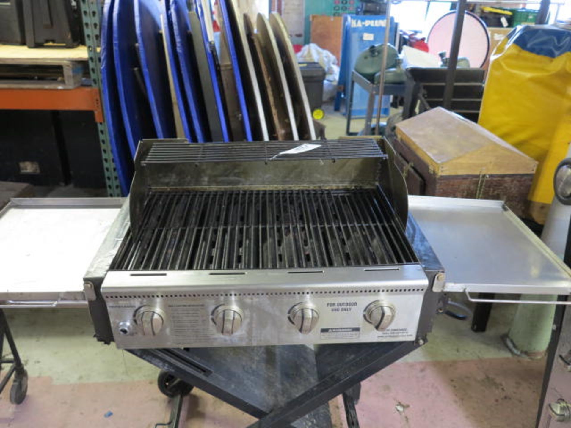 Brinkman 30'' Propane Grill