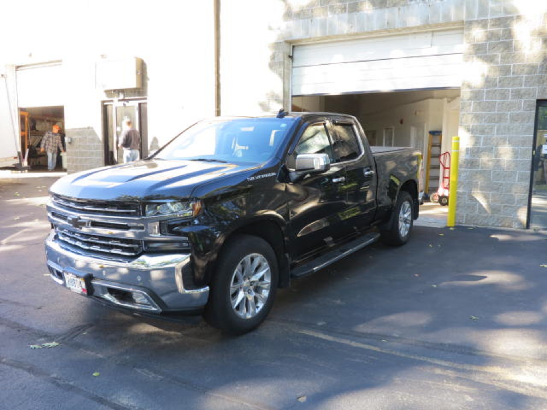 2019 Chevy Silverado 4WD LTZ DBL, 5.3L Eco-Tech V8 with Transmission, 8 Speed Automatic, LTZ Plus - Image 11 of 13