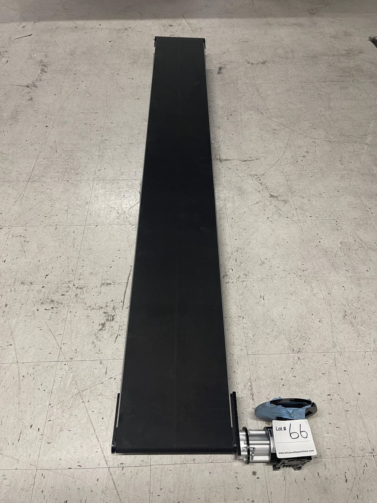 Conveyor with motor 8 ft long x 1 ft wide, 22MS