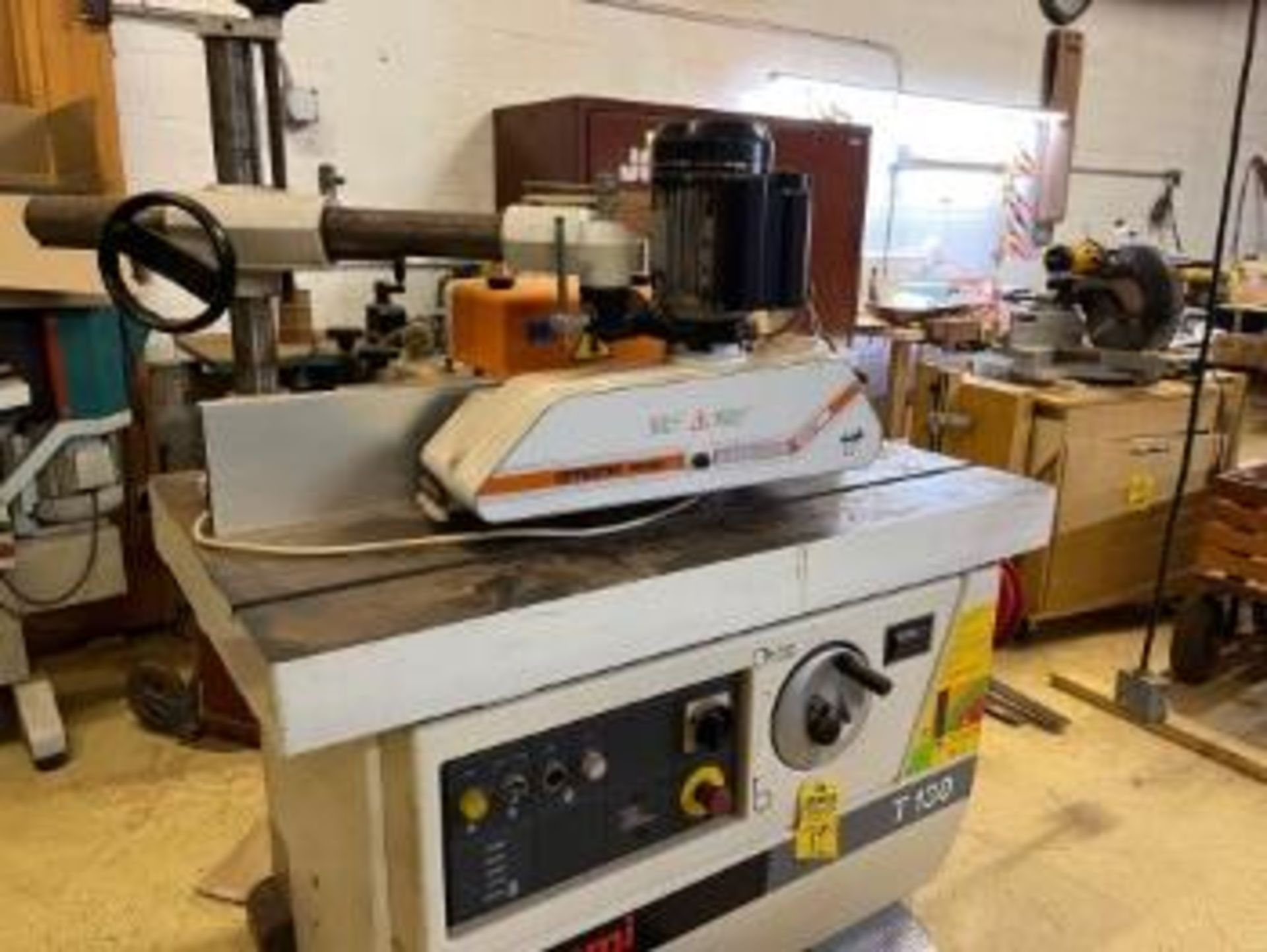 SCMI T130 SHAPER MACHINE WITH 1 1/4'' BORE SPINDLE & STEFF 2034 FEEDER - Image 3 of 7