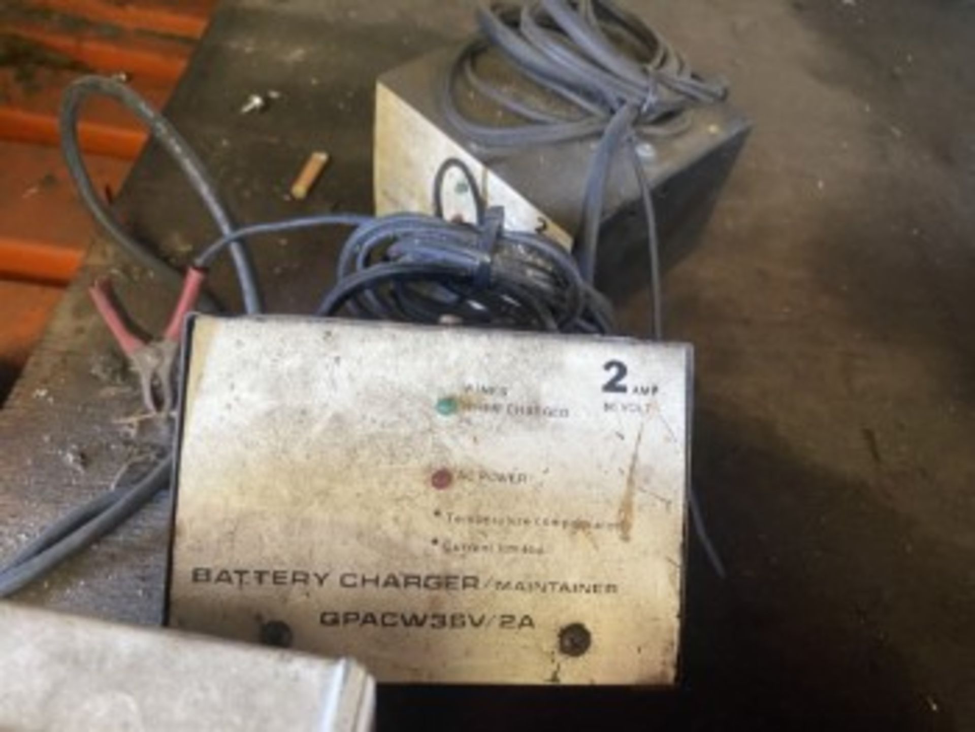 ASSORTED BATTERY CHARGERS - Image 4 of 5