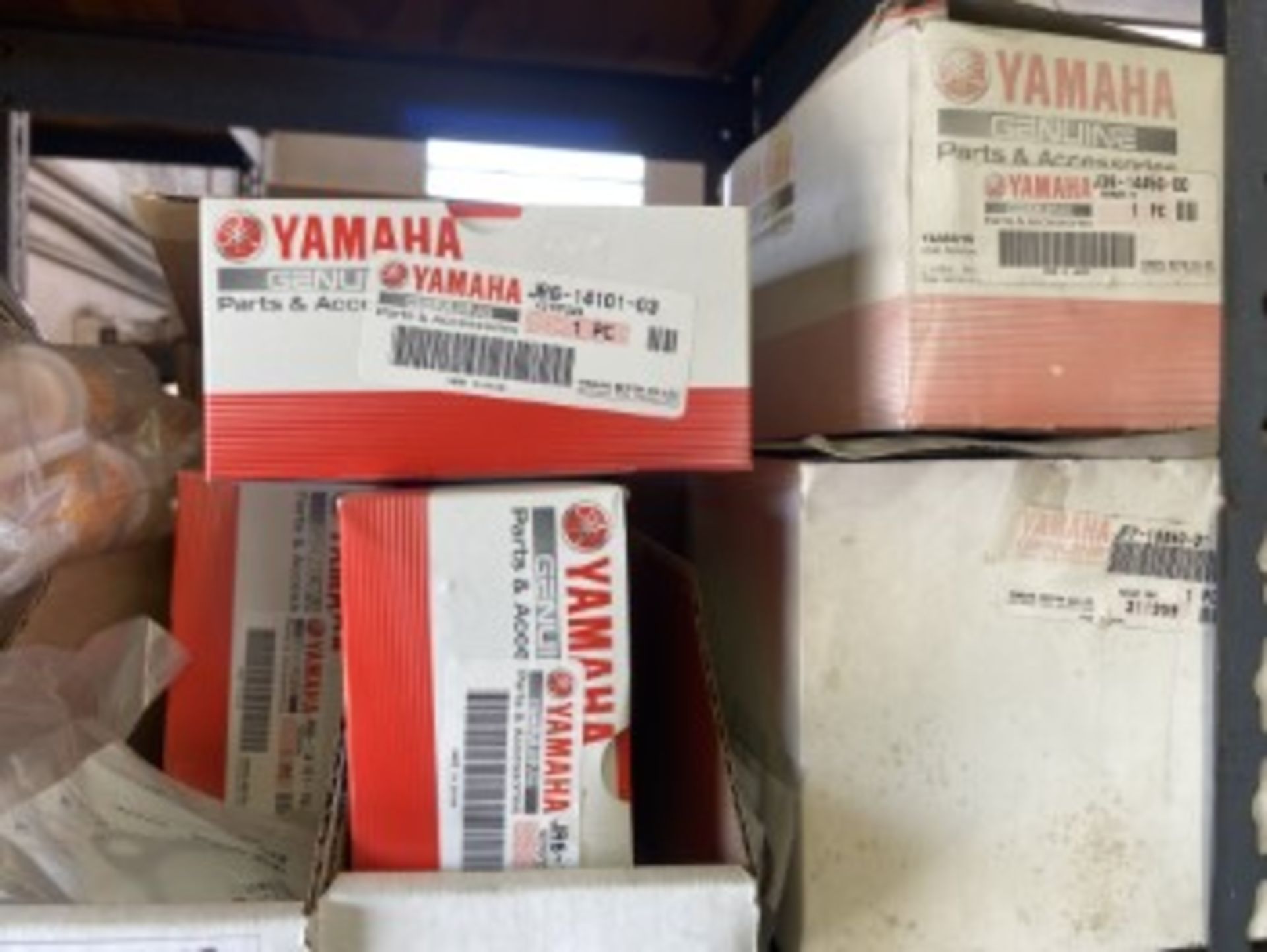 ASSORTED YAMAHA PARTS - TUNE UP PARTS, CARBS, GENERATOR PARTS, ETC - Image 4 of 6
