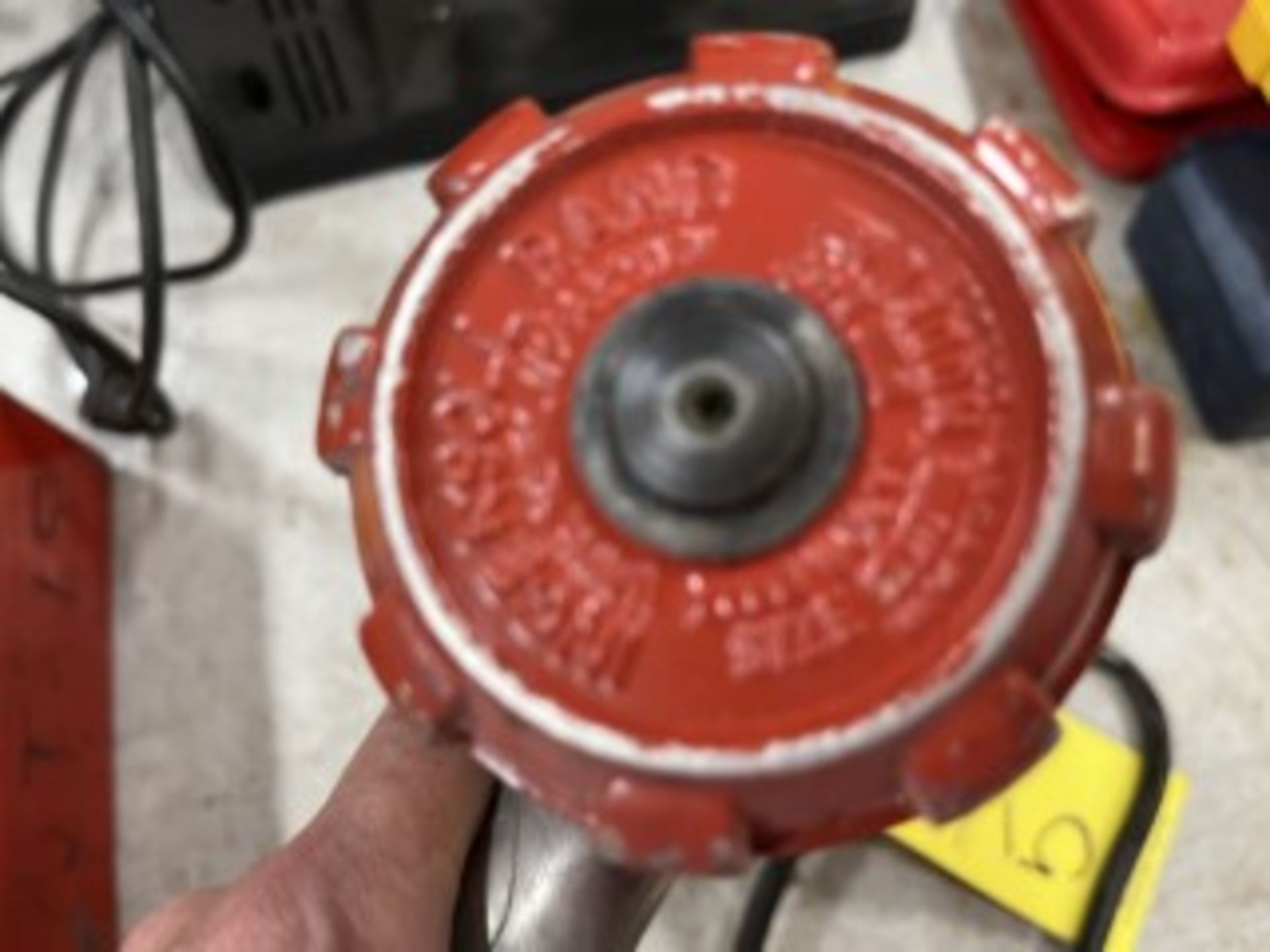 IMPACT WRENCH - Image 2 of 2