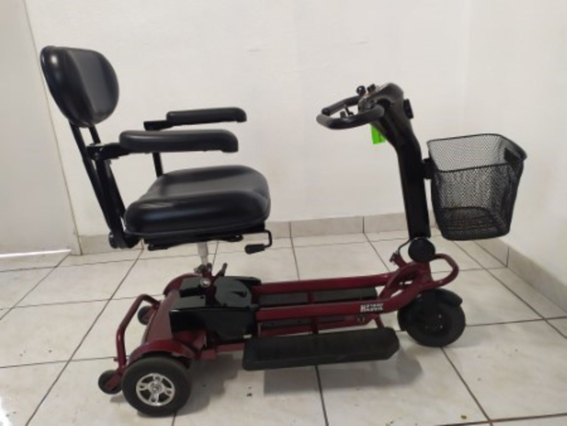 2009 DRIVE HAWK 3-WHEEL SCOOTER WITH BASKET - RED - 250LB CAPACITY - SERIAL No. 2A06090137PQ (NO CHA - Image 6 of 6