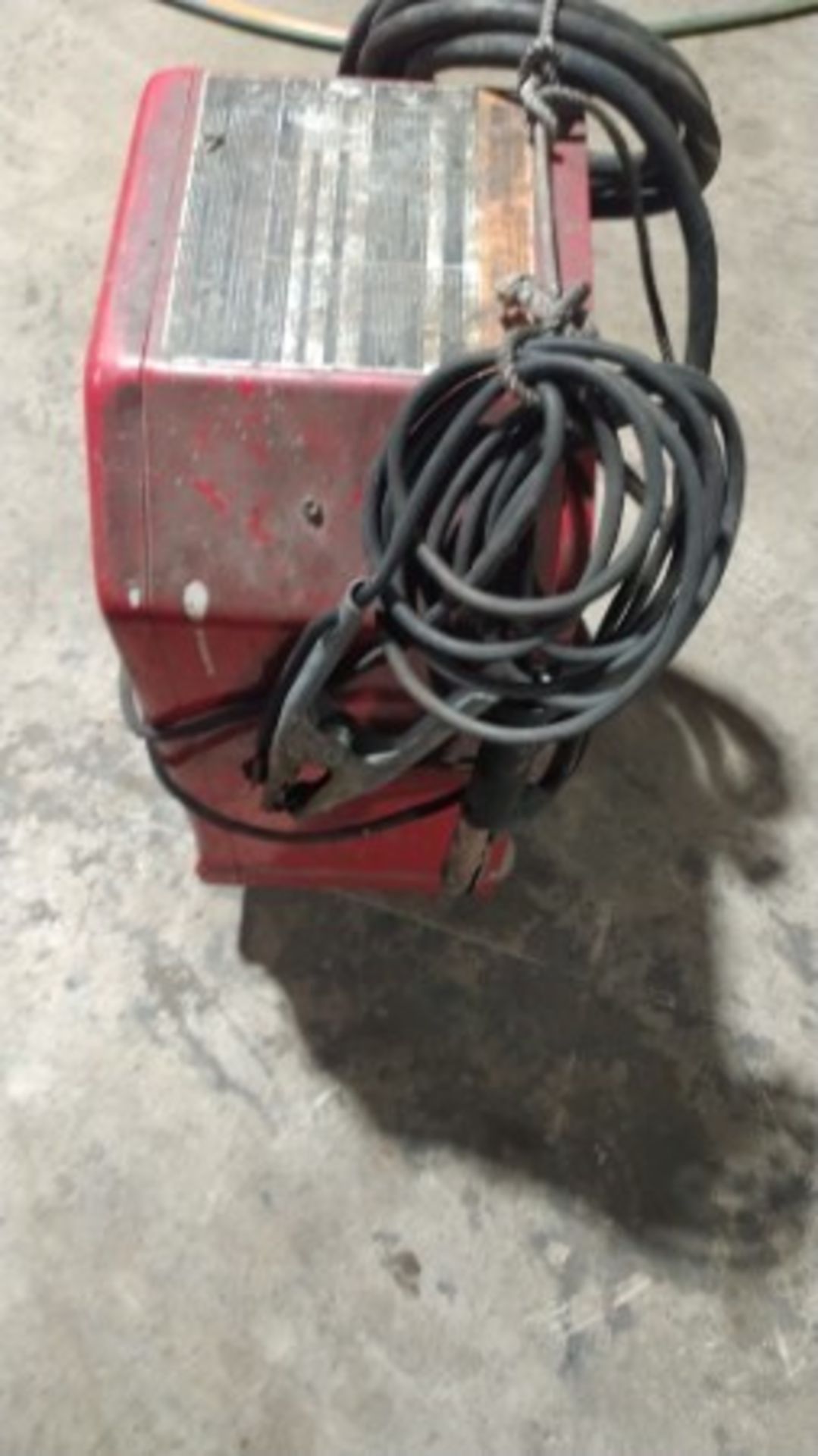 LINCOLN ELECTRIC AC 225 ARC WELDER