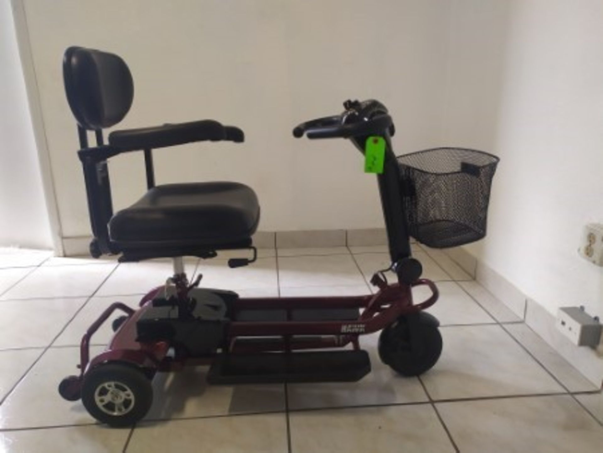 2012 DRIVE HAWK 3-WHEEL SCOOTER WITH BASKET - RED - 250LB CAPACITY - SERIAL No. 2A06090258PQ (NO CHA - Image 6 of 6