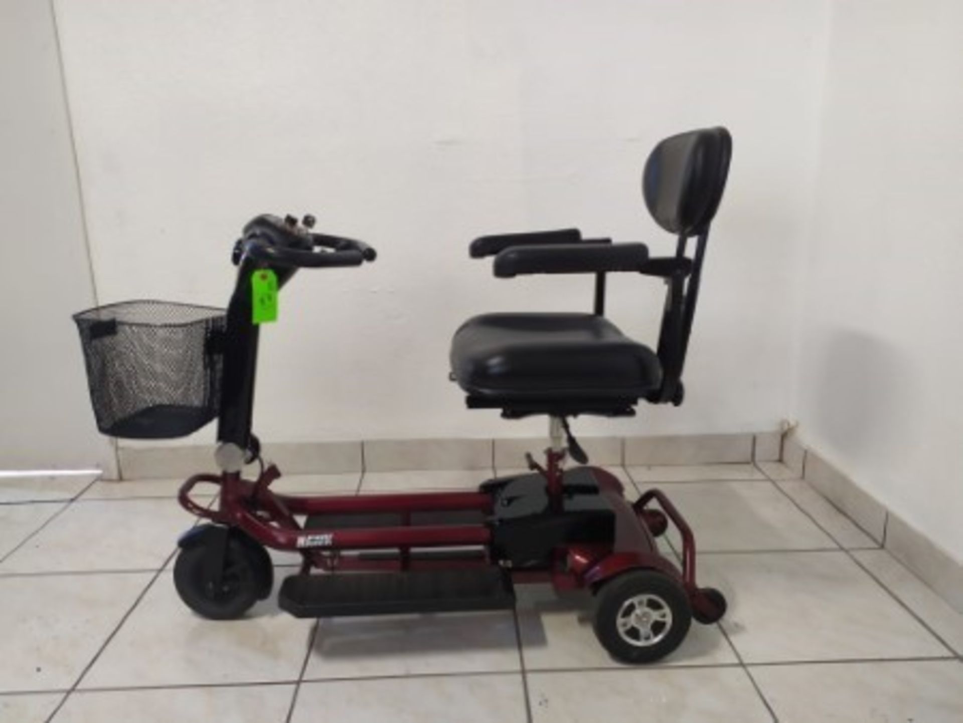 2009 DRIVE HAWK 3-WHEEL SCOOTER WITH BASKET - RED - 250LB CAPACITY - SERIAL No. 2A06090137PQ (NO CHA - Image 2 of 6
