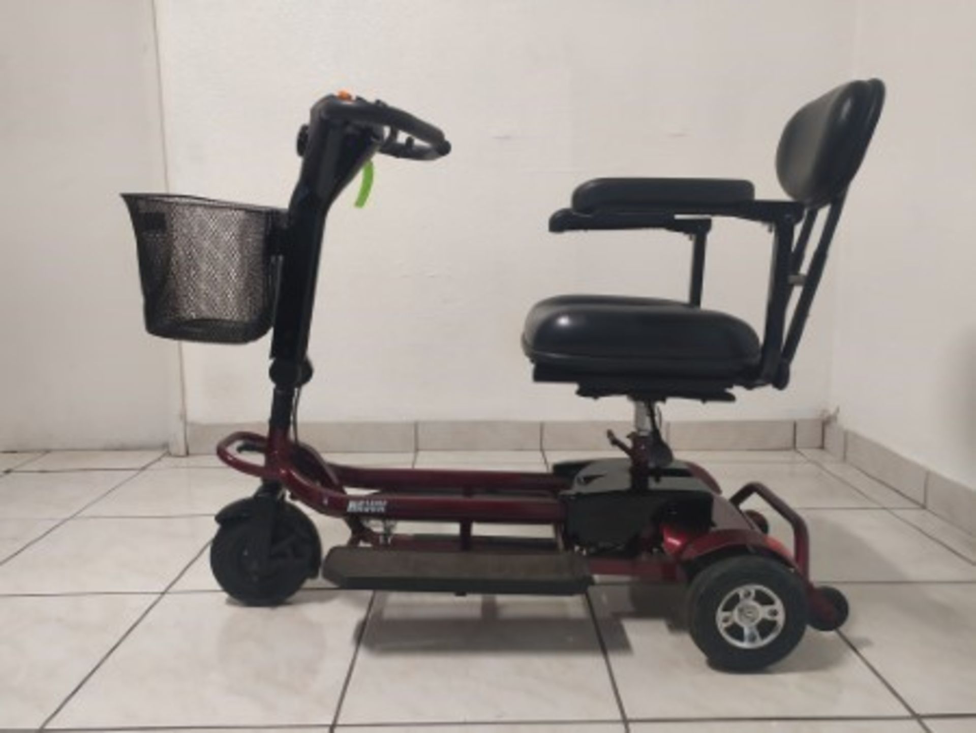 2011 DRIVE HAWK 3-WHEEL SCOOTER WITH BASKET - RED - 250LB CAPACITY - SERIAL No. 2A07090111PQ (NO CHA - Image 2 of 6