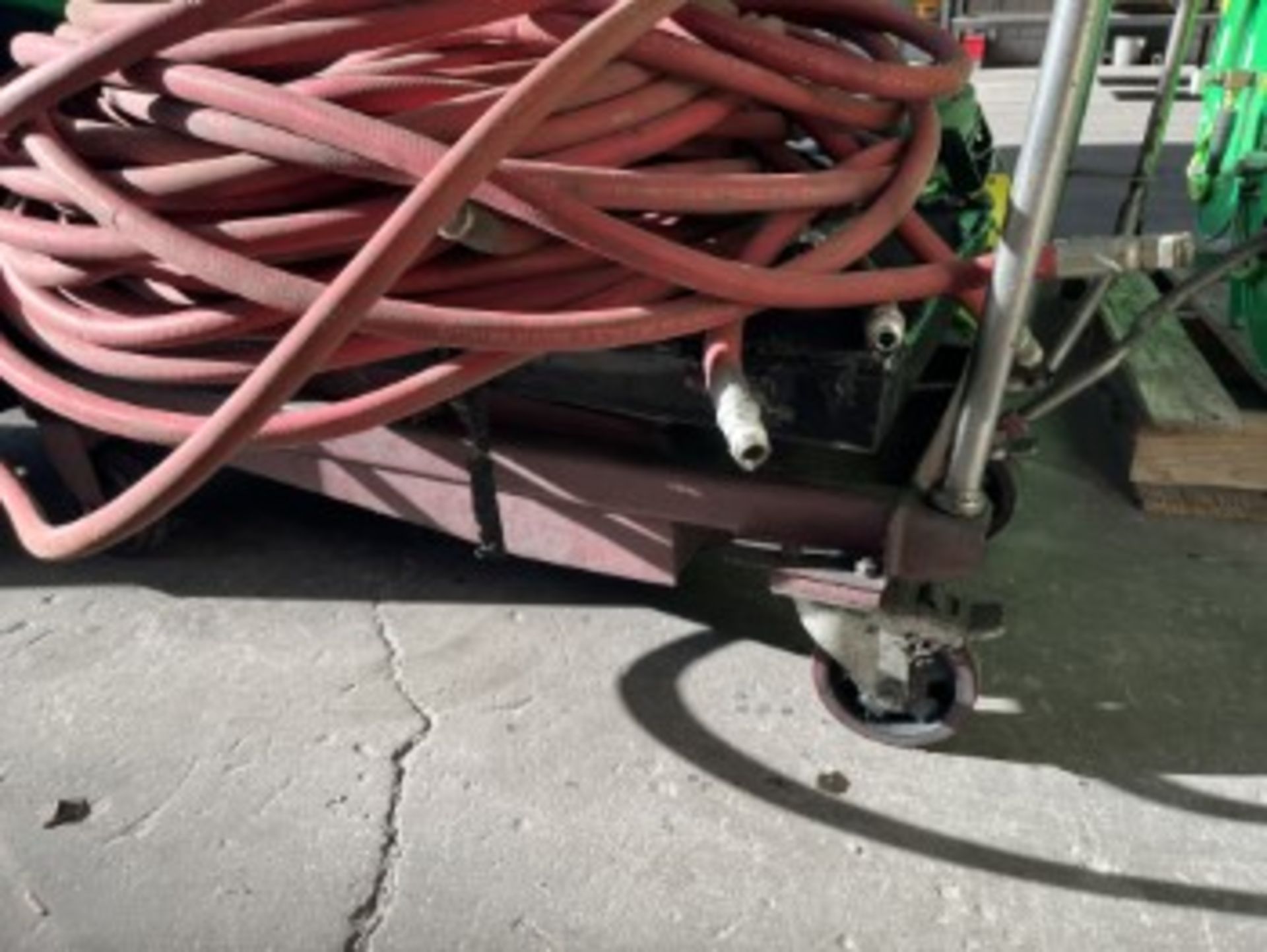 SCISSOR LIFT CART WITH WHEELS