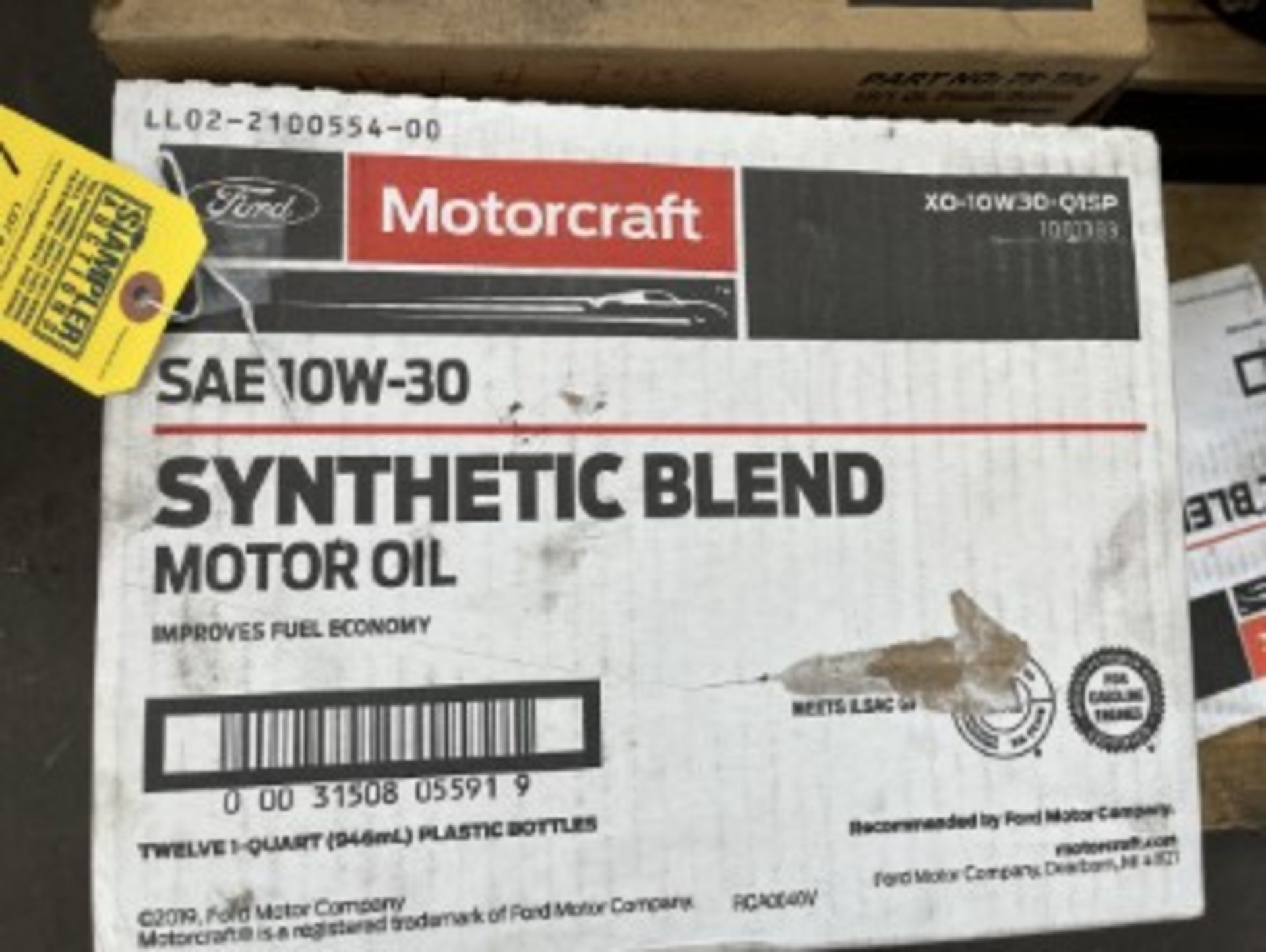 48 QUARTS OF MOTORCRAFT SAE LOW-30 SYNTHETIC BLEND MOTOR OIL