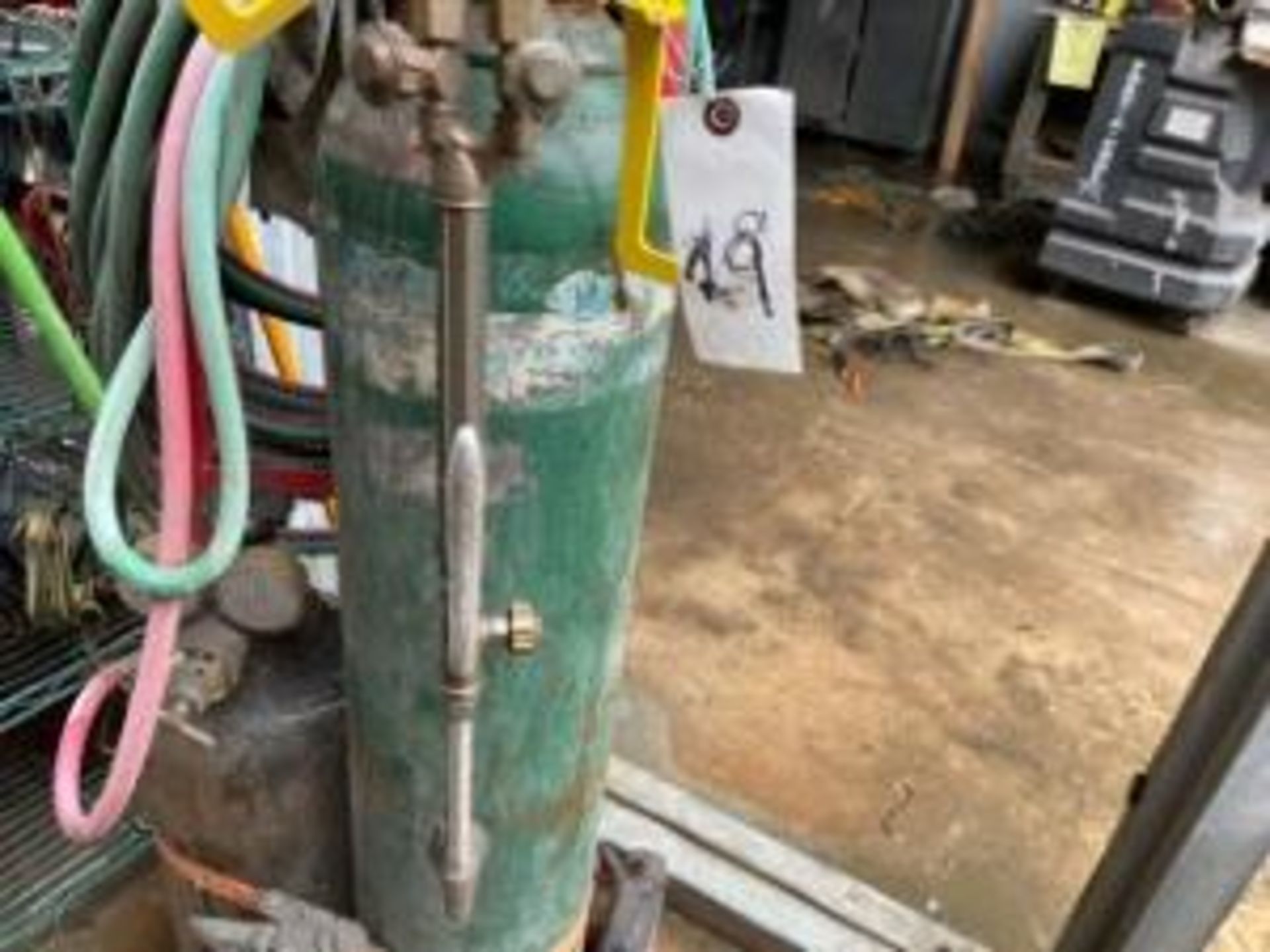 TORCH SET WITH TANKS, TORCH, HOSES, GAGES & CART (LOCATED IN HIALEAH, FL)