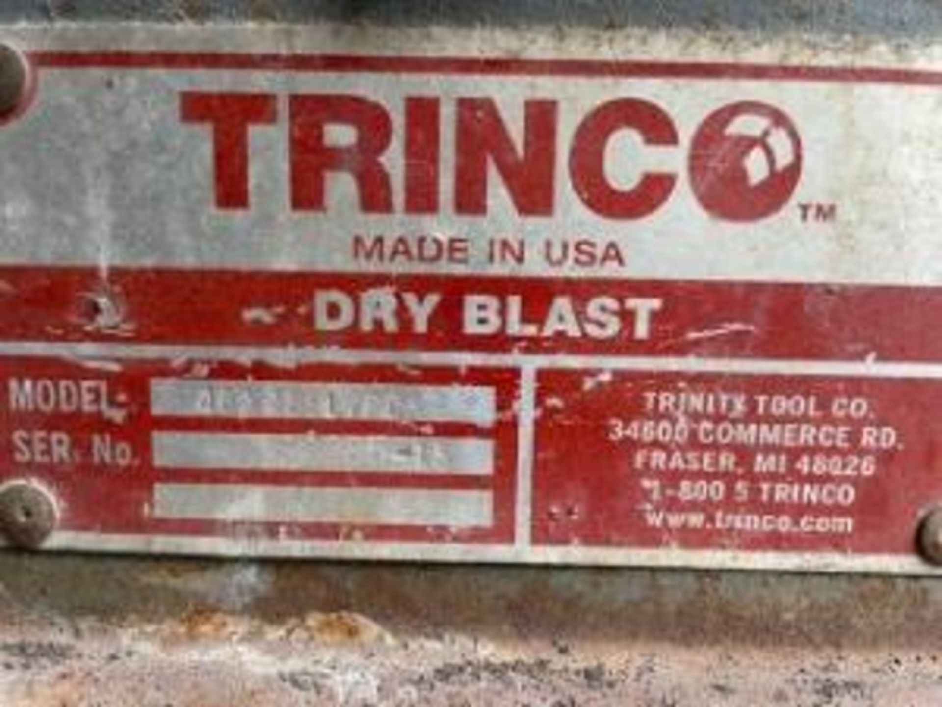 TRINCO 48X4835/PC DRY BLAST CABINET SANDBLASTER WITH COLLECTION CABINET - SERIAL No. 75285-15 (LOCAT - Image 2 of 5