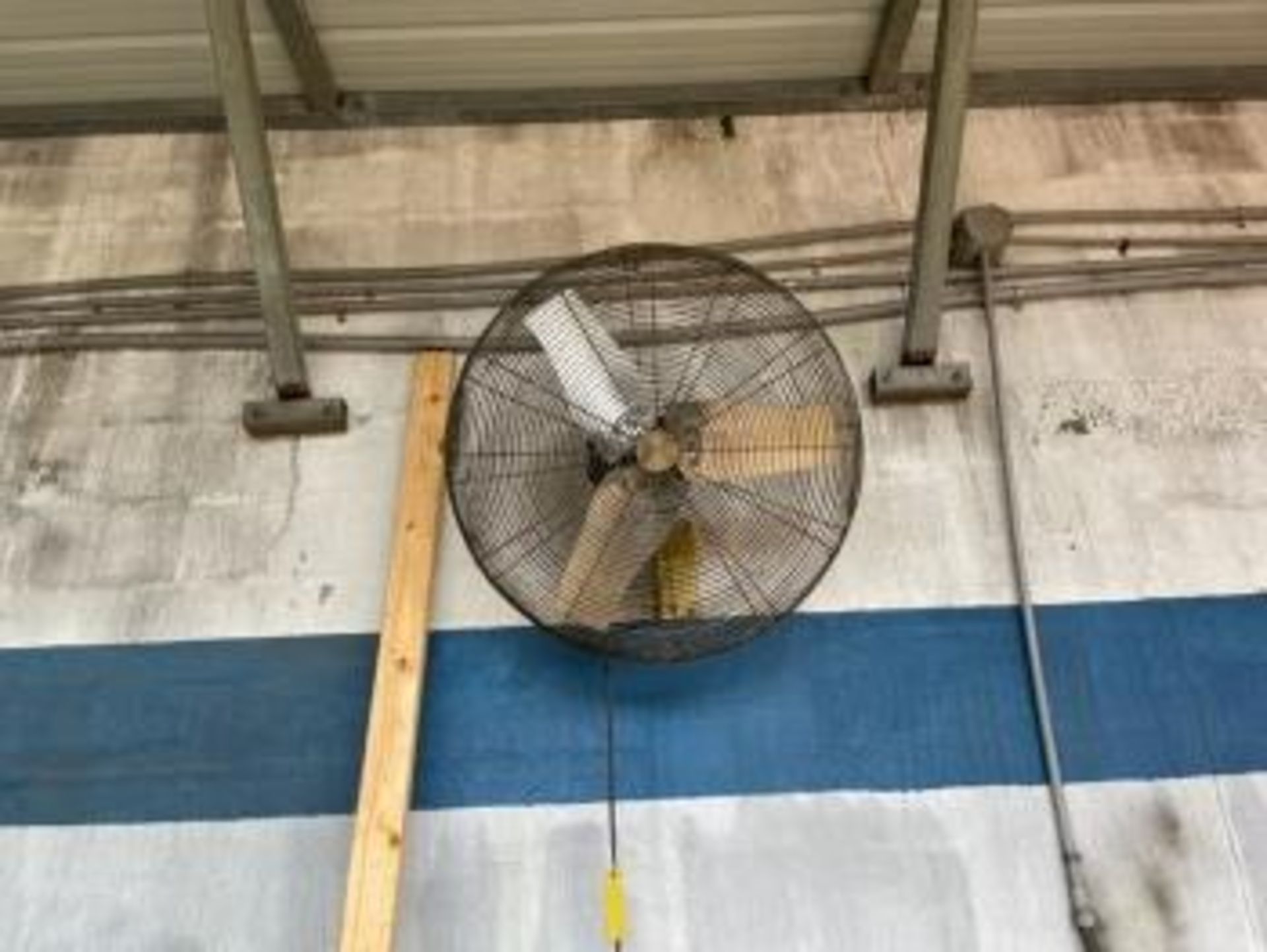 STRONGWAY WALL MOUNT FANS - 36'' (LOCATED IN HIALEAH, FL) - Image 2 of 3
