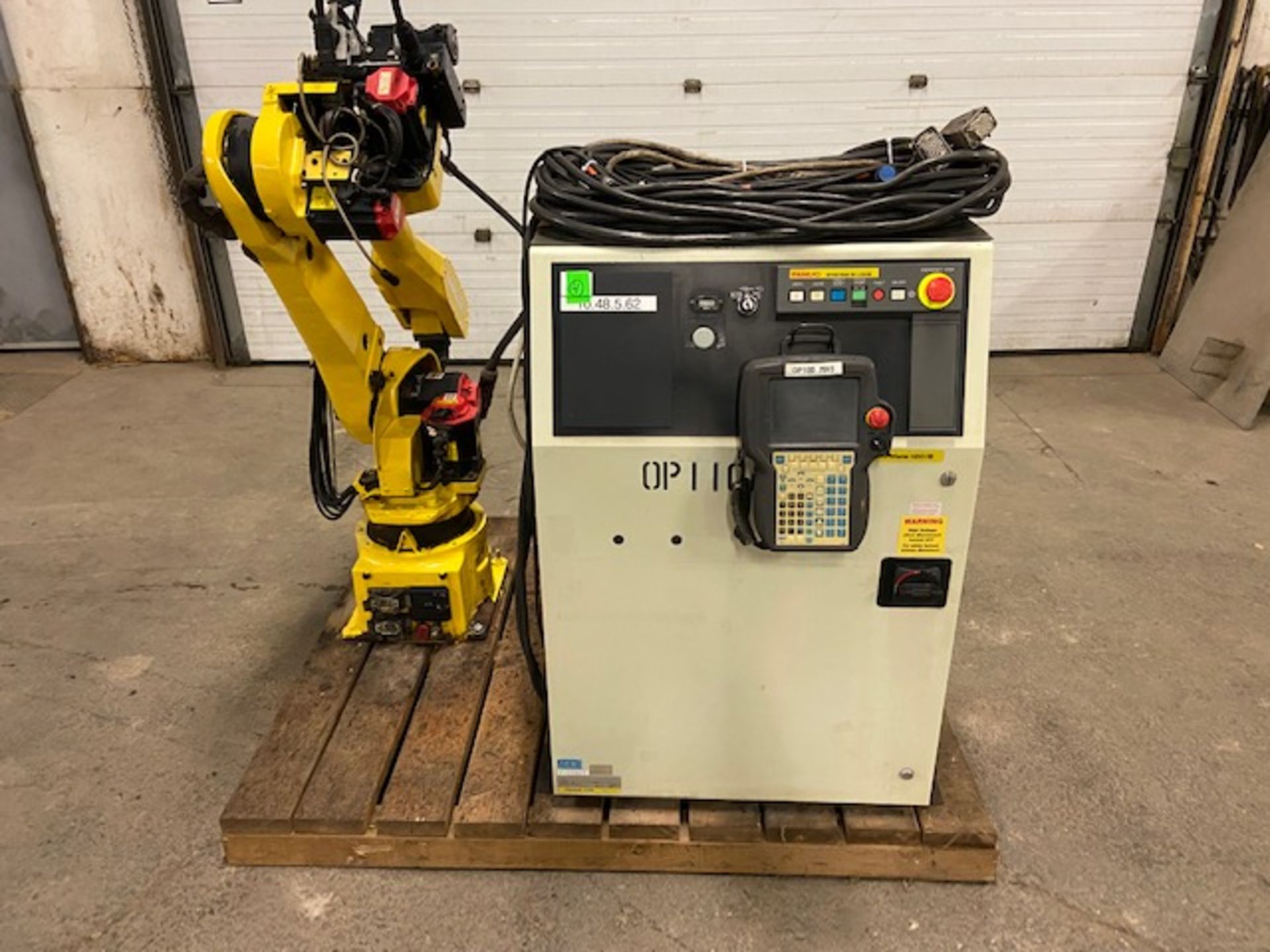 2006 Fanuc Arcmate 120iB Welding Robot with RJ3iB Controller WITH MINT 2020 wire feeder,