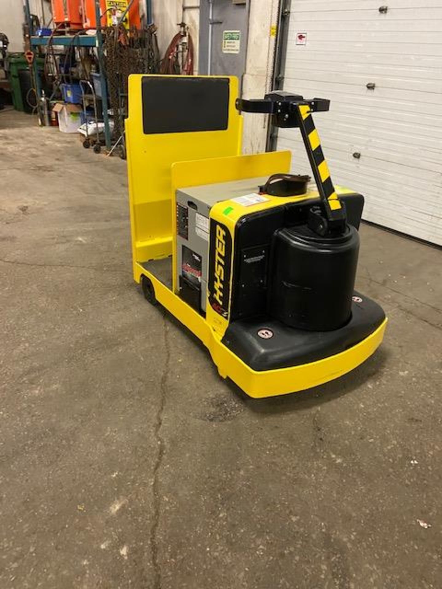 2013 Hyster Ride On Tow Tractor - Tugger / Personal Carrier Electric 24V - Image 2 of 2