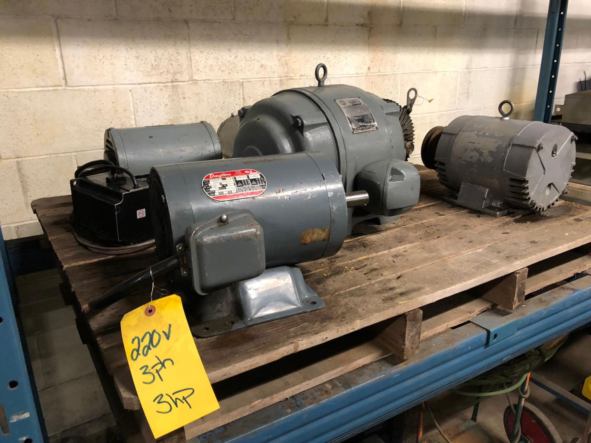 Lot of 7 (7 units) Industrial Motors with Drive Units - Dayton, Baldor and more