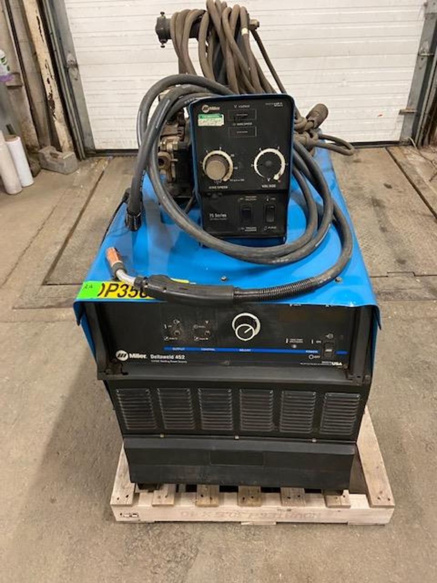 Miller Deltaweld 452 Mig Welder 450 Amp Mig Tig Stick with 70S Series Wire Feeder COMPLETE 240/480/