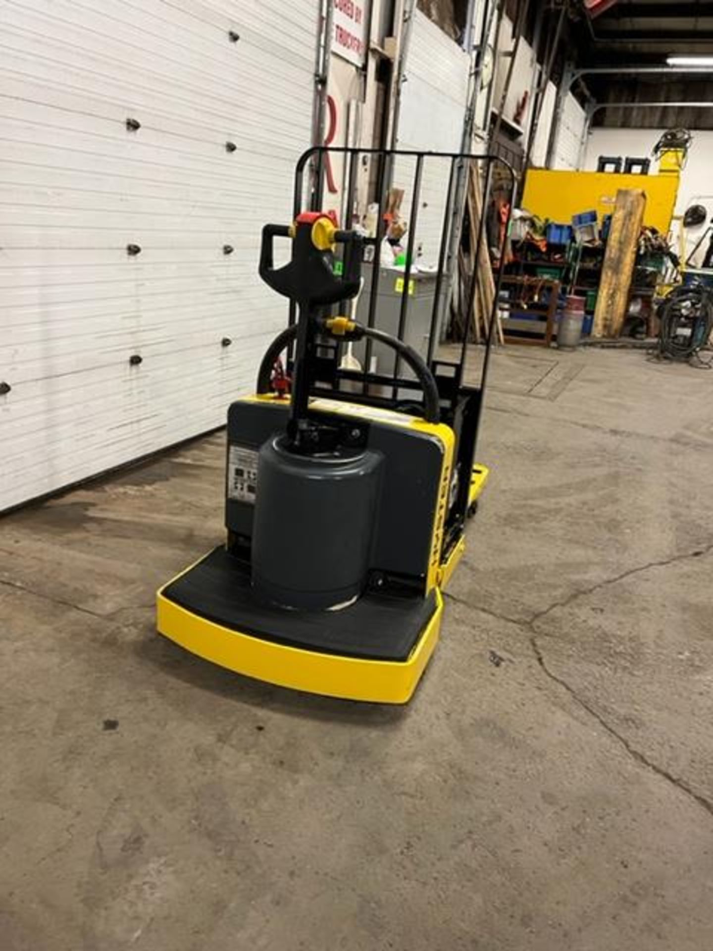 2005 Hyster Ride On Electric Powered Pallet Cart Walkie Lift 6000lbs capacity MINT - Image 3 of 3