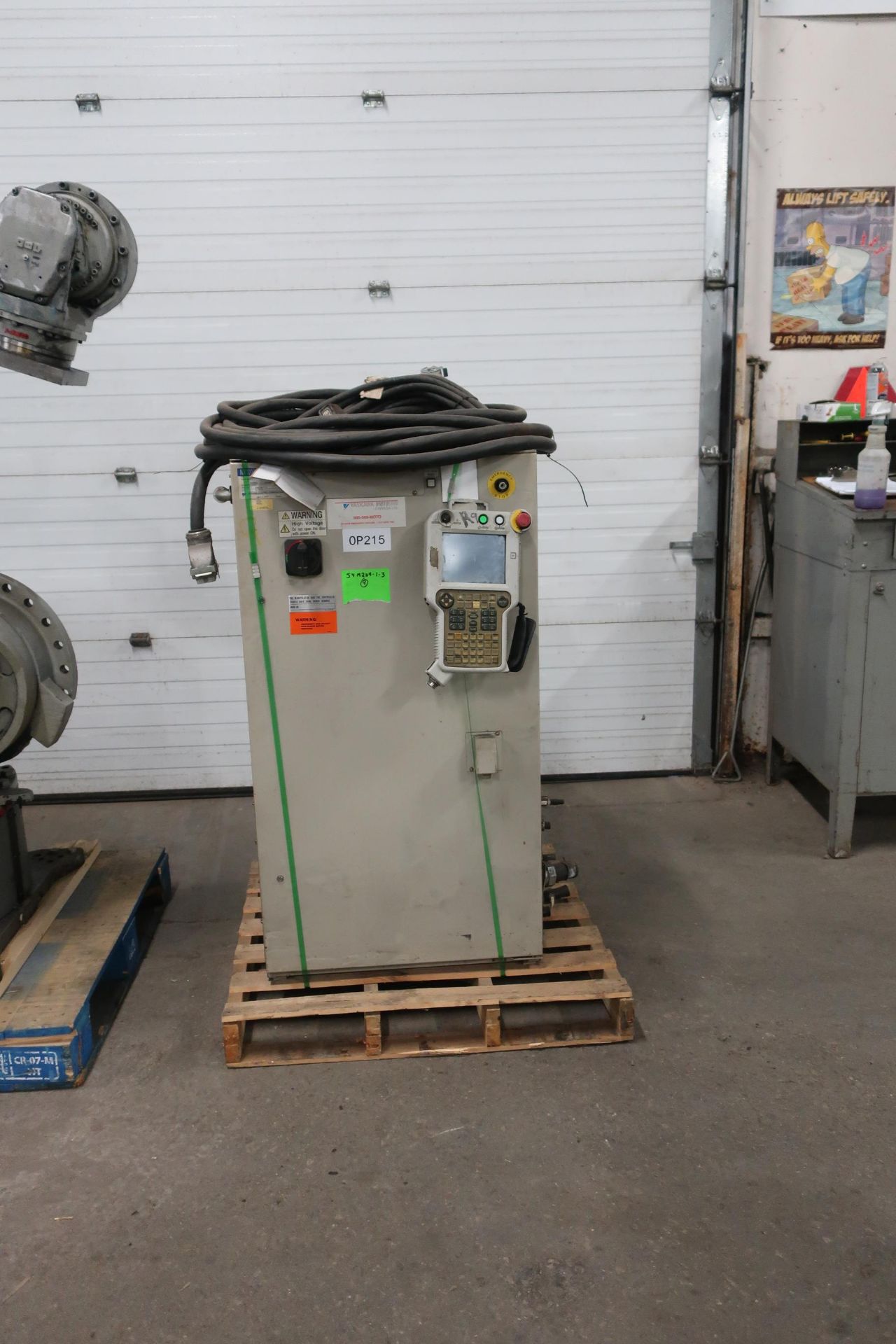 2008 Motoman ES200N Robot 200kg Capacity with Controller COMPLETE with Teach Pendant, Cables, LOW - Image 2 of 3