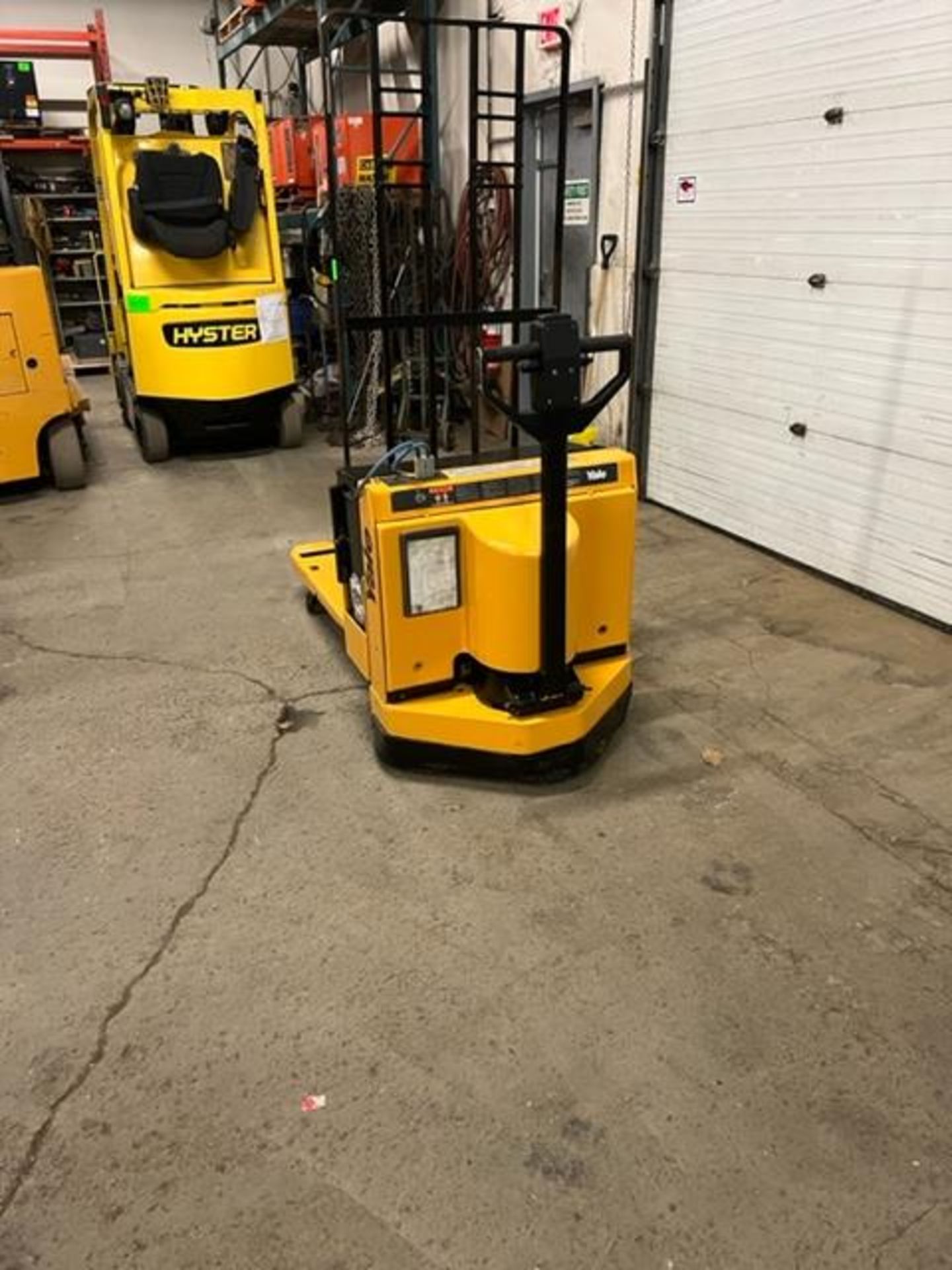 Yale Walk Behind Electric Powered Pallet Cart Walkie Lift 6000lbs capacity MINT - Image 3 of 3