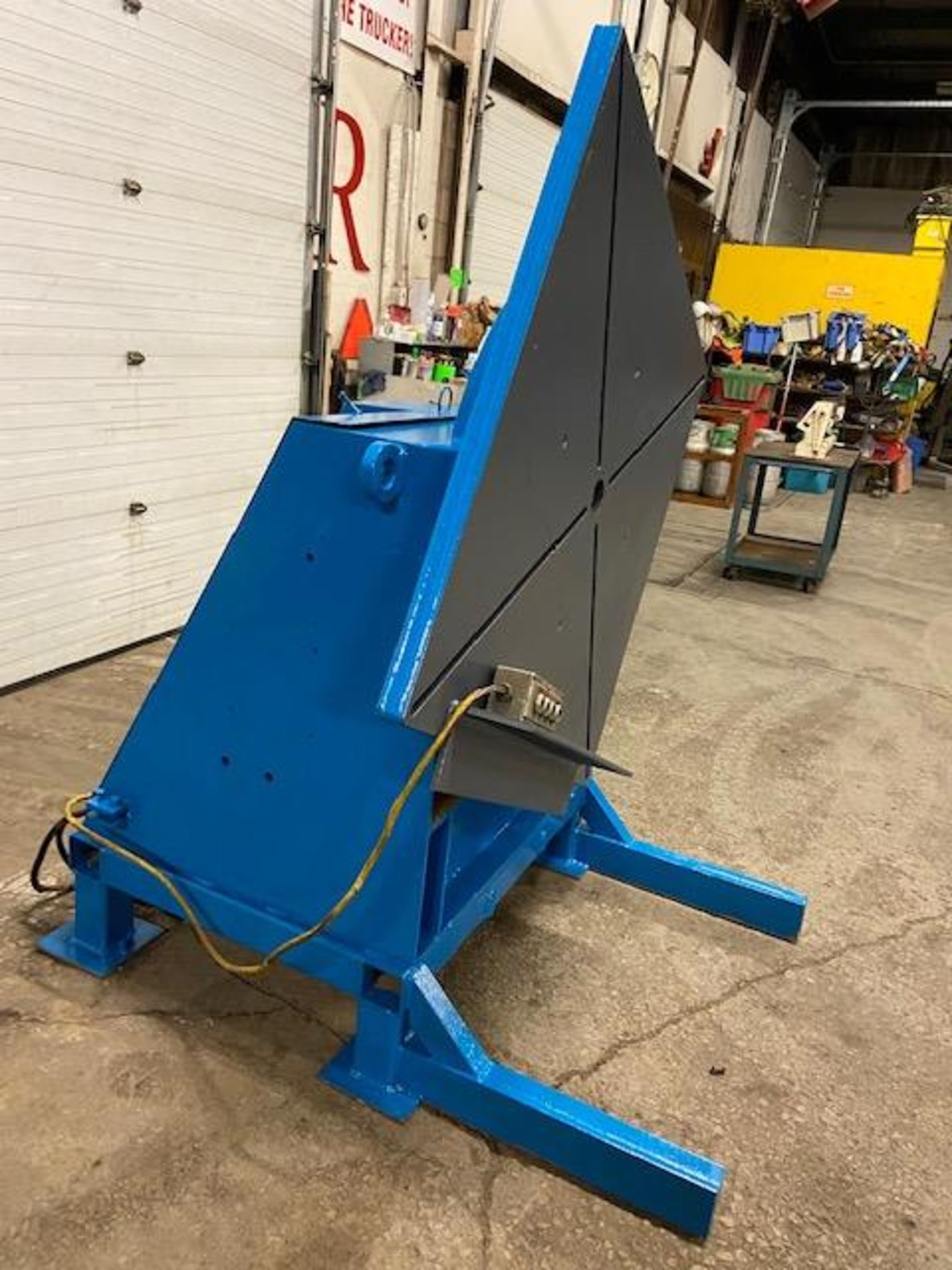 Aronson 7800lbs Welding Positioner Unit - Head Stock Rotator with hand controller pendant - Image 2 of 2