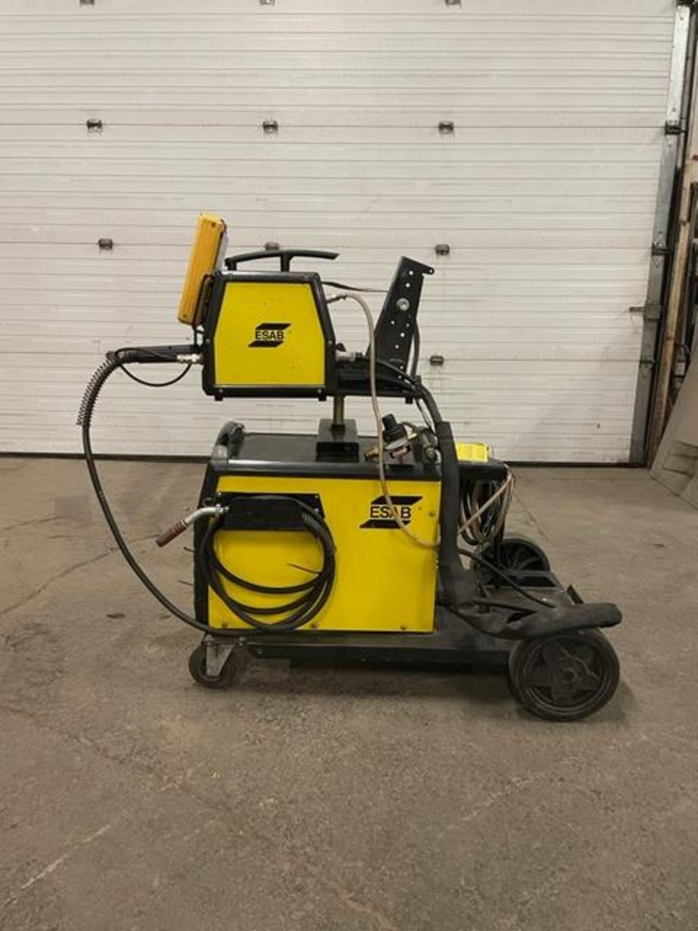 Esab AristoMig 500 Mig Welder Complete with Wire Feeder and Mig gun - 500 amp unit with remote
