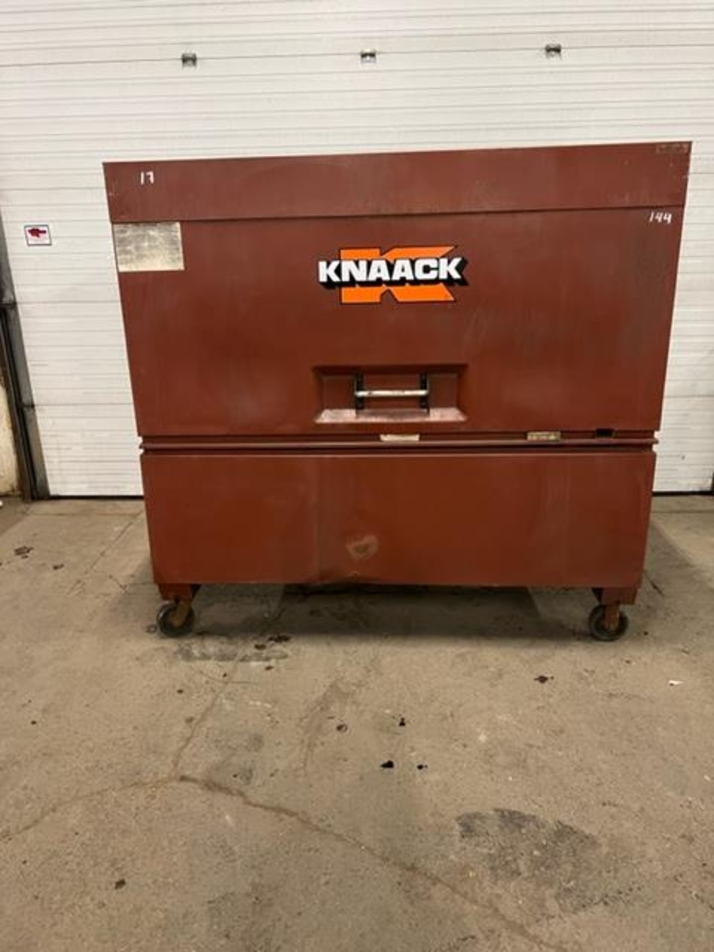 Knaack Jobbox Storage Unit - Heavy Duty mobile on casters