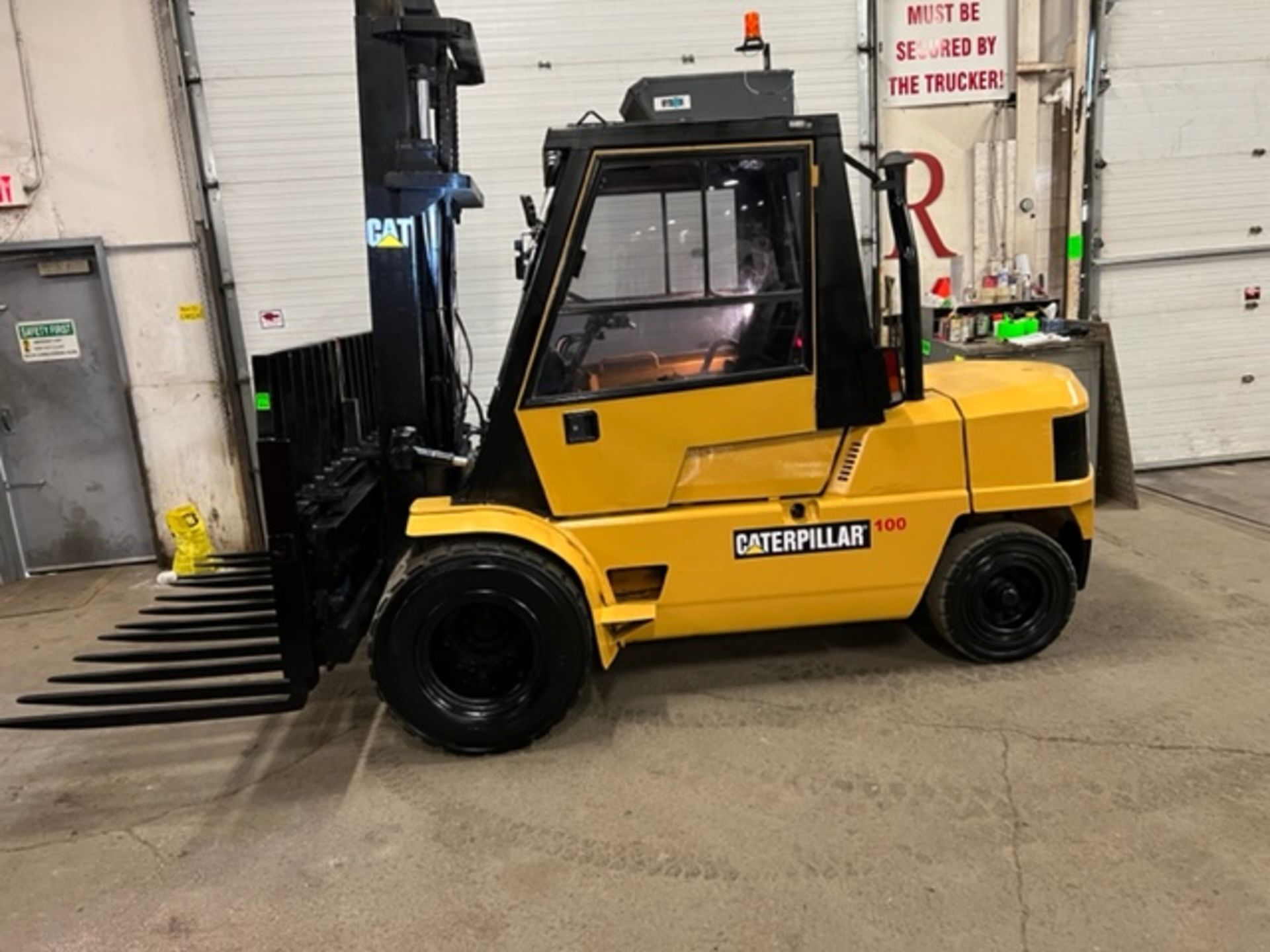 FREE CUSTOMS - CAT model 100 10,000lbs Capacity OUTDOOR Forklift DIESEL with SIDESHIFT, DUAL Front