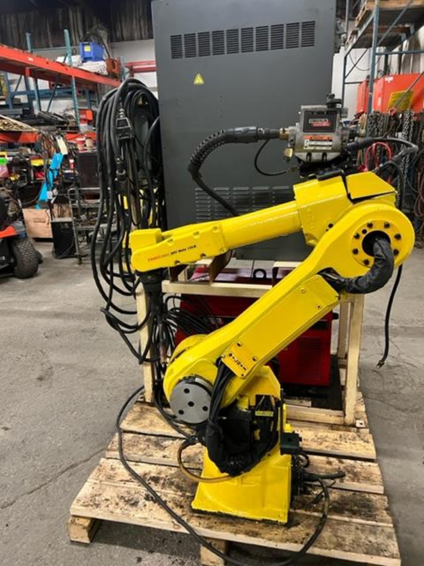 MINT Fanuc Arcmate 120iB Welding Robot with RJ3iB Controller WITH wire feeder, COMPLETE & TESTED